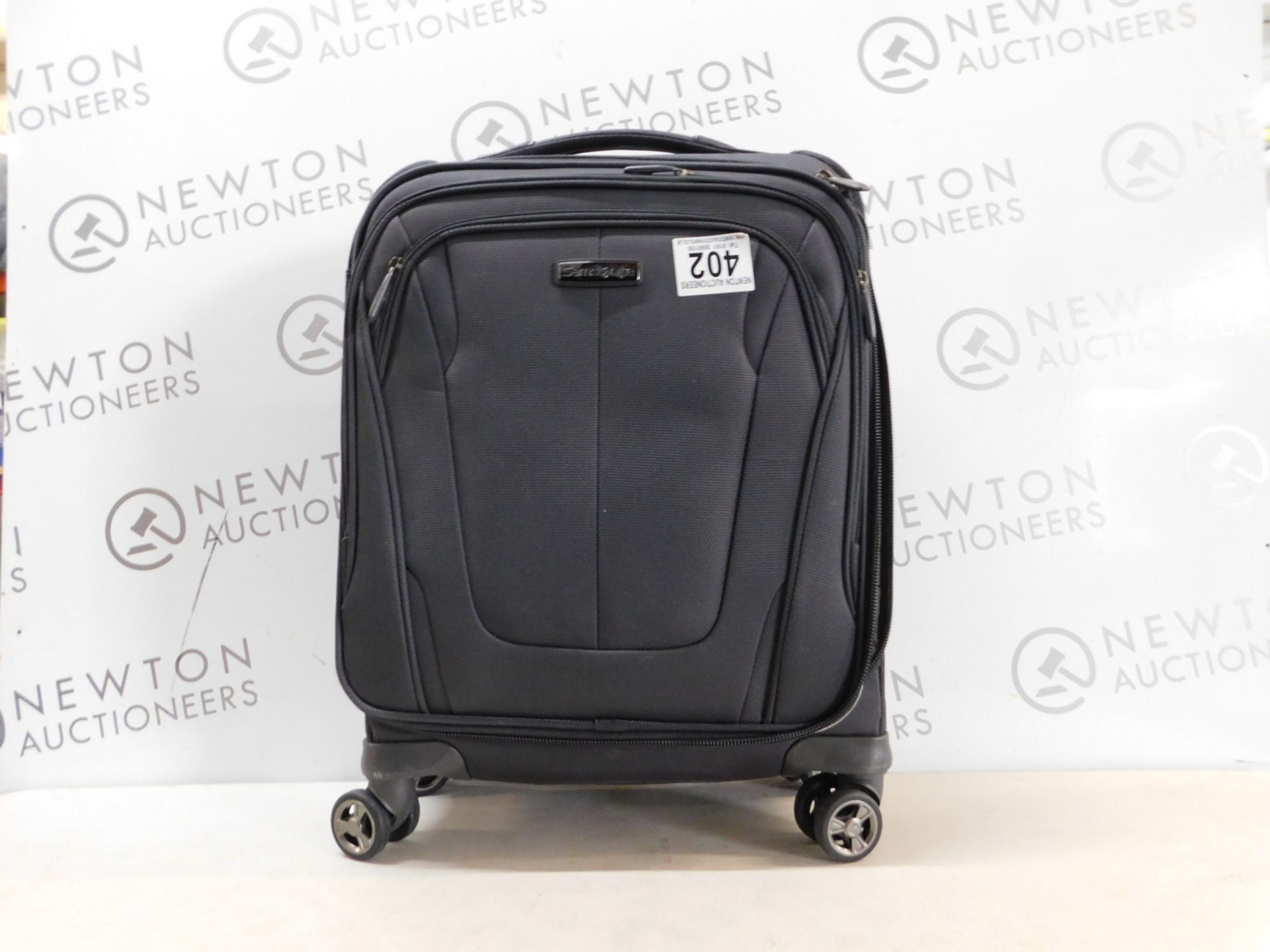 1 SAMSONITE FABRIC HAND LUGGAGE RRP Â£79.99