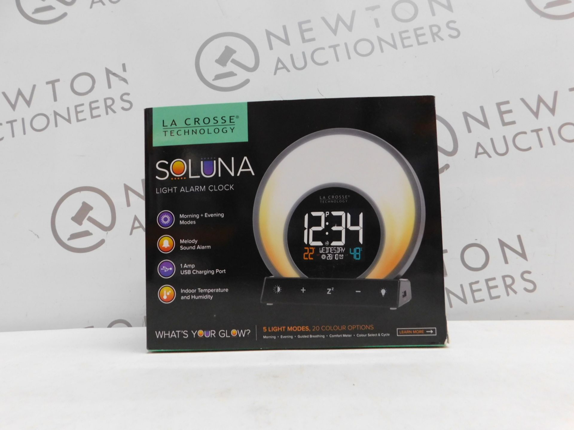 1 BOXED LA CROSSE TECHNOLOGY SOLUNA LIGHT ALARM CLOCK RRP Â£49.99