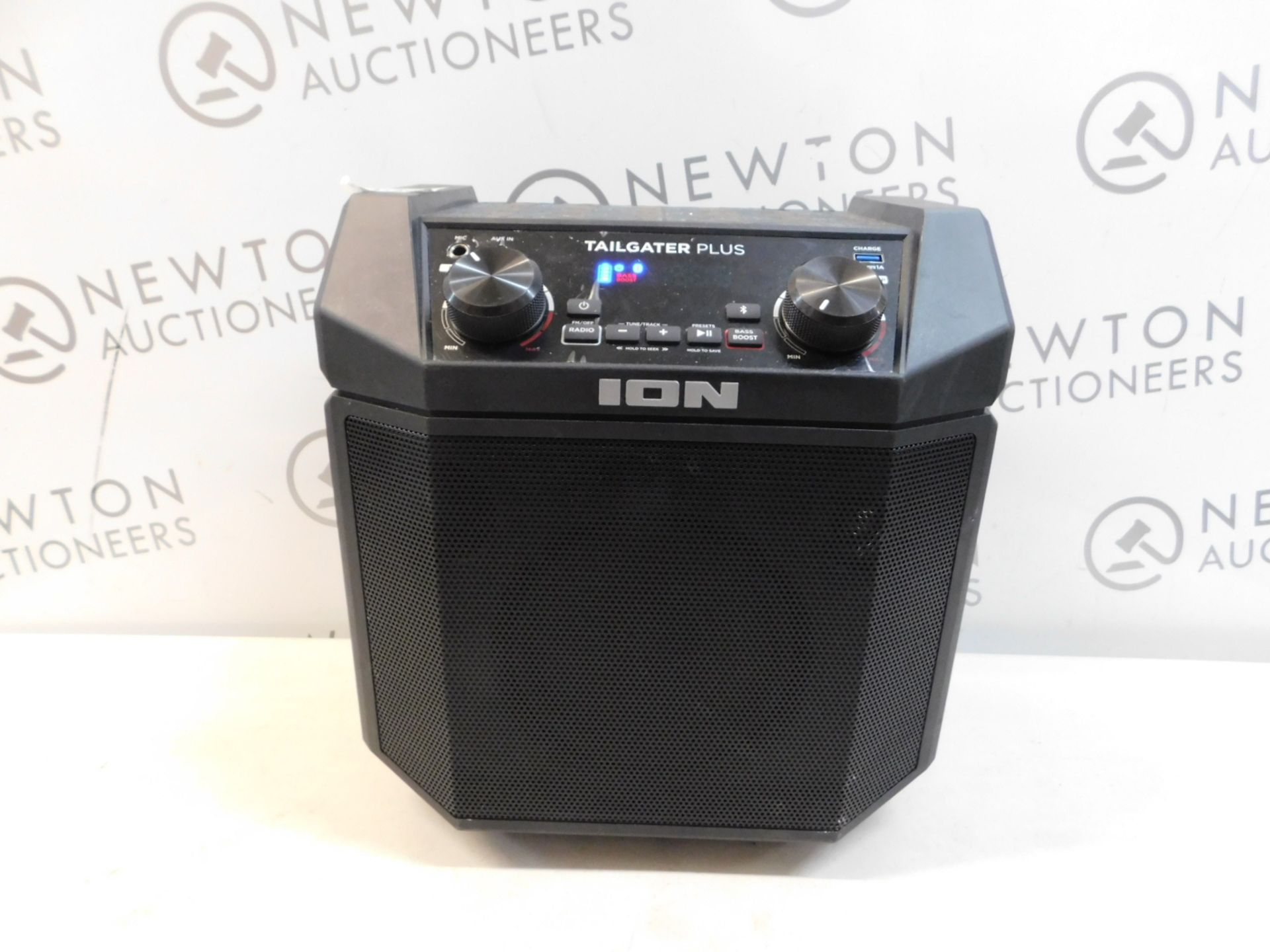 1 ION TAILGATER PLUS WIRELESS RECHARGEABLE PORTABLE SPEAKER SYSTEM RRP Â£129 (WORKING AS BT SPEAKER,