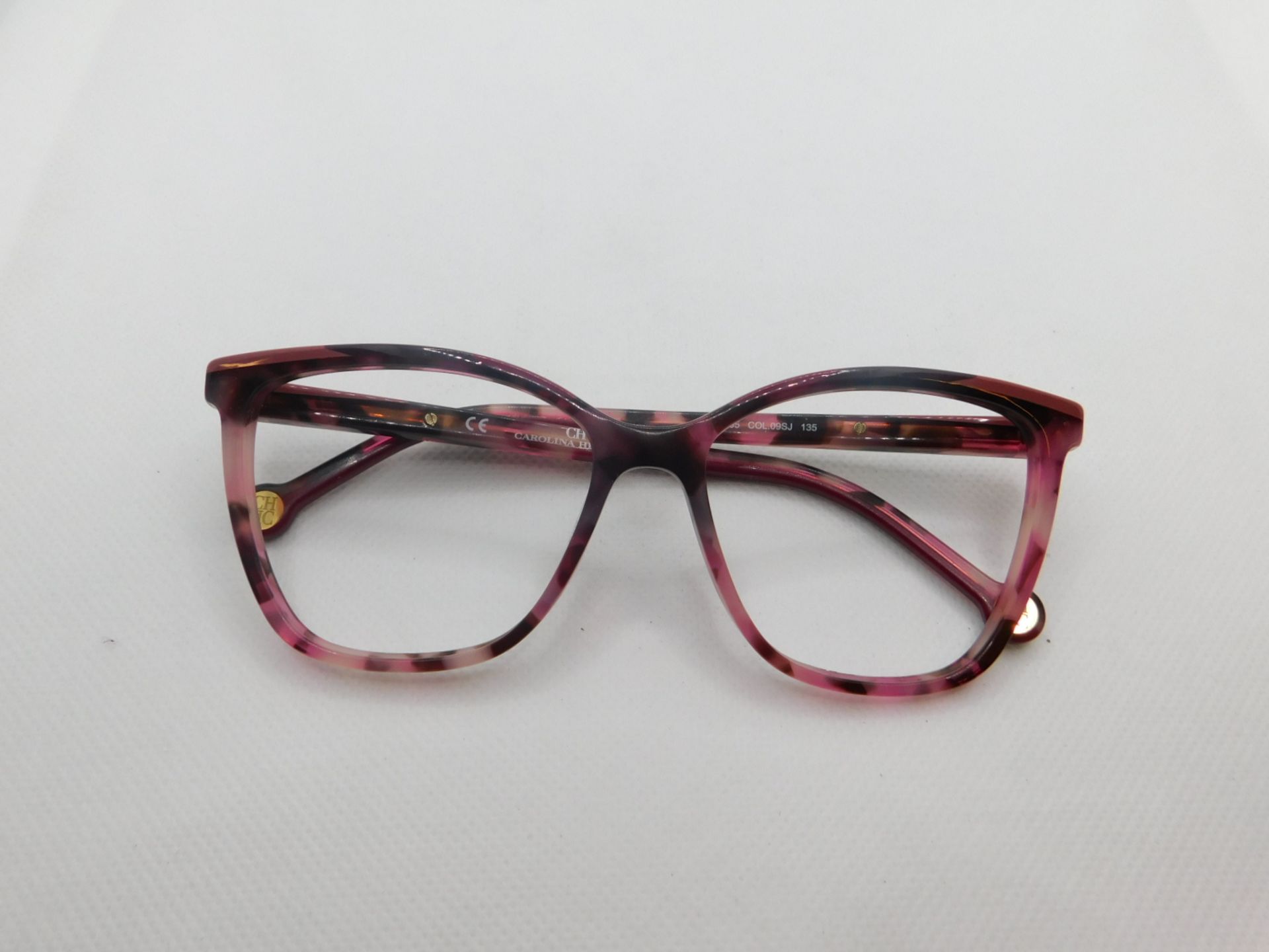 1 PAIR OF CAROLINA HERRERA FRAME WITH CASE MODEL VHE835 RRP Â£129