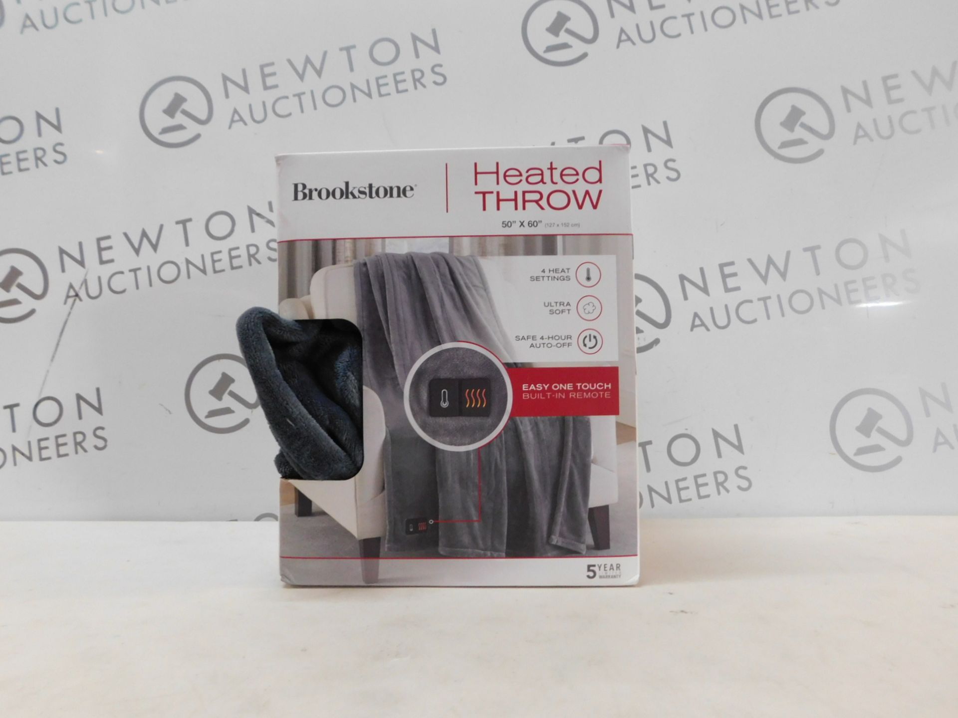 1 BOXED BROOKSTONE HEATED THROW 127 X 152 CM RRP Â£44.99