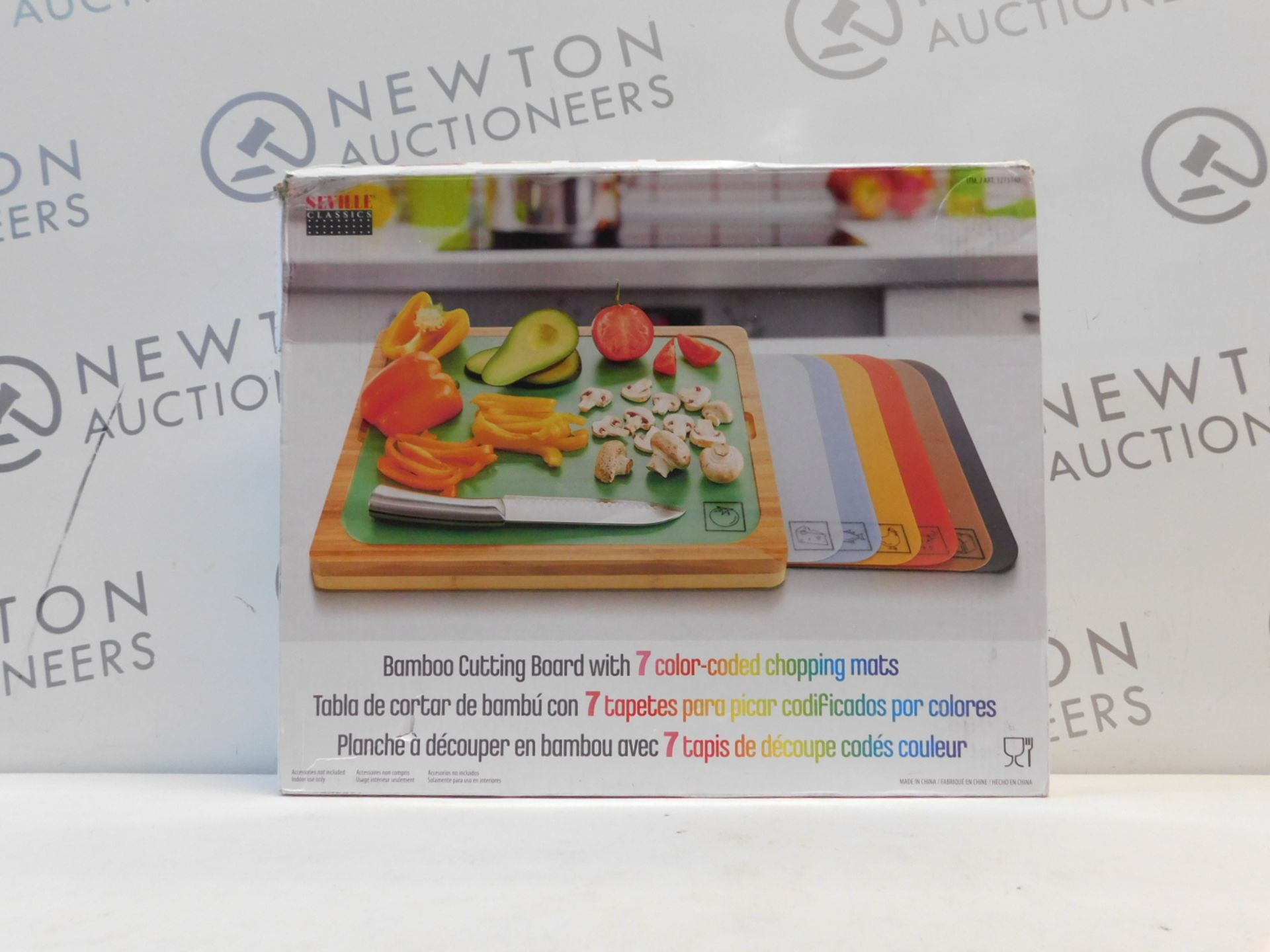 1 BOXED SEVILLE CLASSICS BAMBOO CHOPPING BOARD WITH 7 (APPROX) COLOUR-CODED MATS RRP Â£39.99