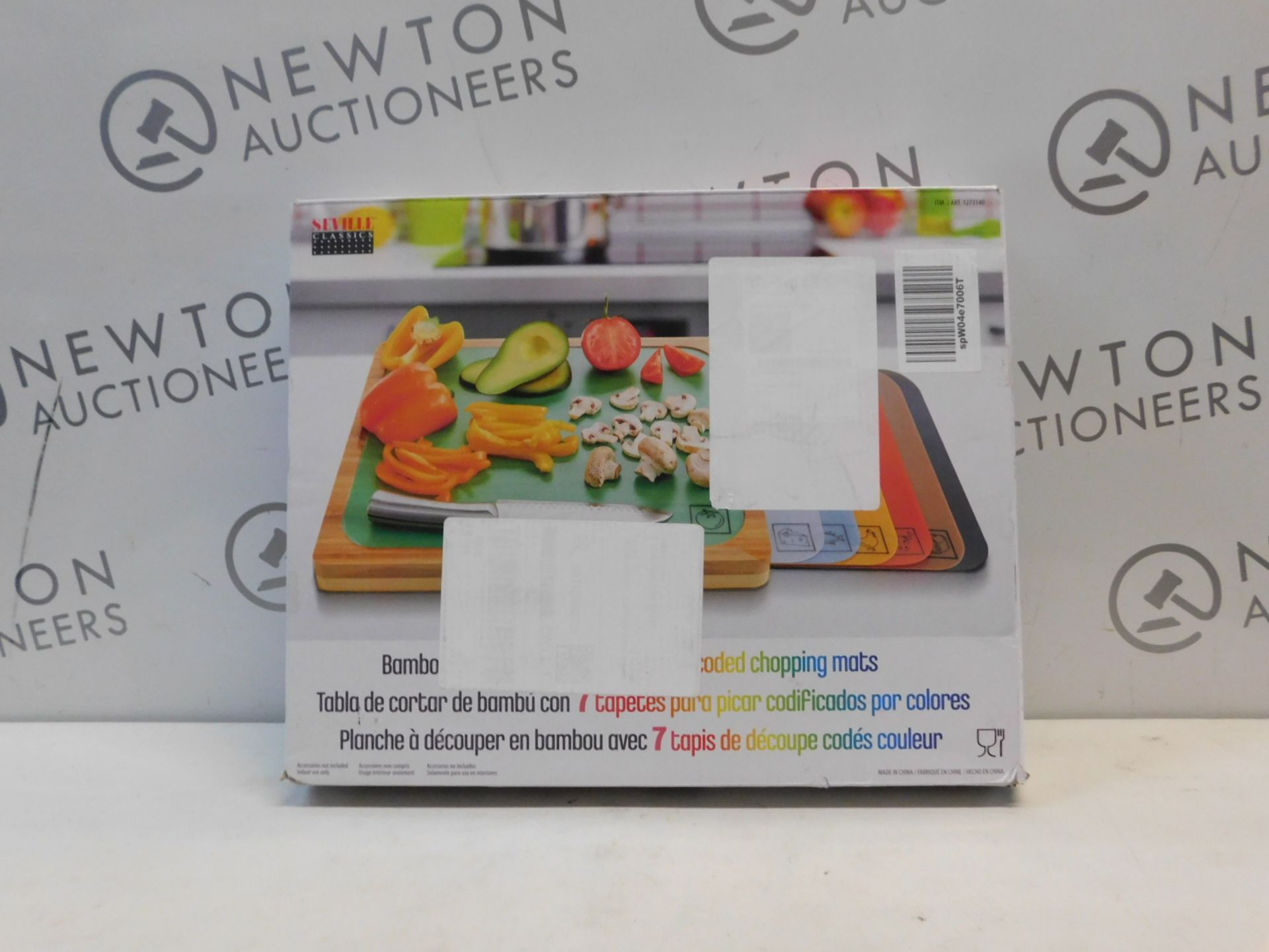 1 BOXED SEVILLE CLASSICS BAMBOO CHOPPING BOARD WITH 7 (APPROX) COLOUR-CODED MATS RRP Â£39.99