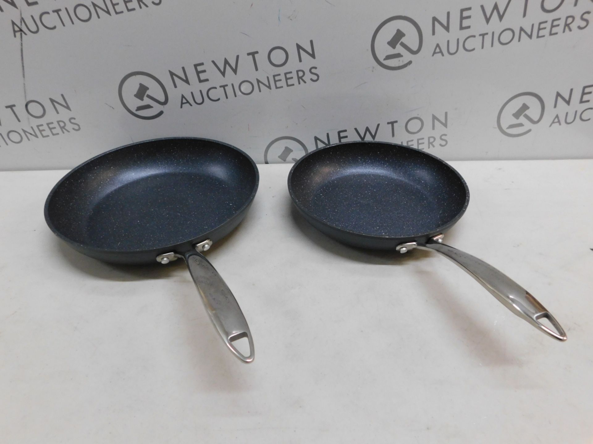 1 SET OF 2 GRANITESTONE DIAMOND PRO NON STICK FRY PANS RRP Â£79.99