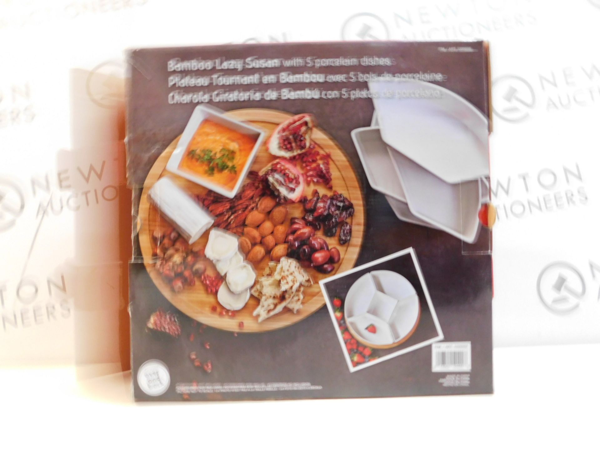 1 BOXED OVER AND BACK 5 PORCELIN DISHES AND 1 BAMBOO LAZY SUSAN RRP Â£29