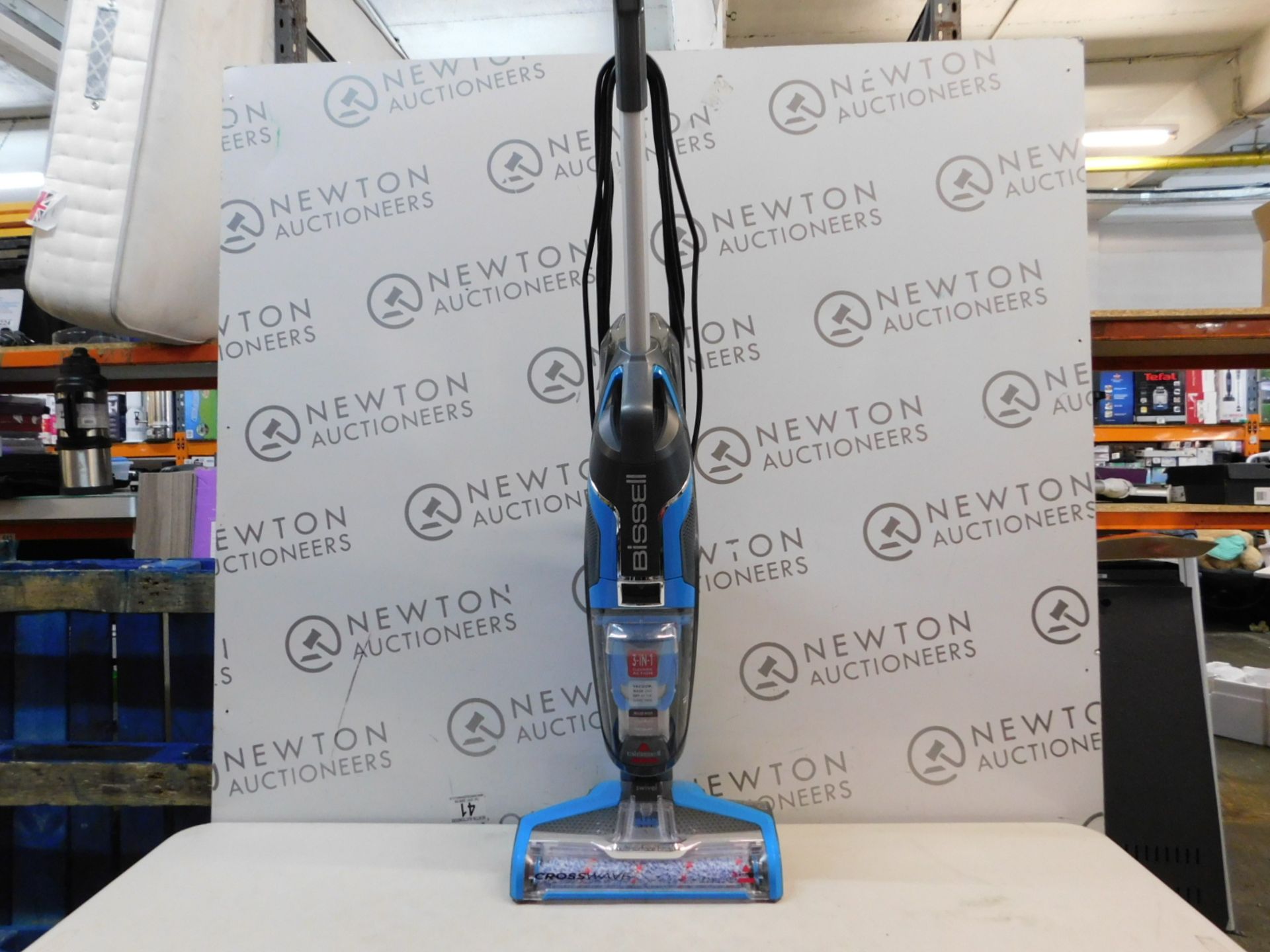 1 BISSELL CROSSWAVE ALL IN ONE MULTI-SURFACE CLEANING SYSTEM RRP Â£249.99