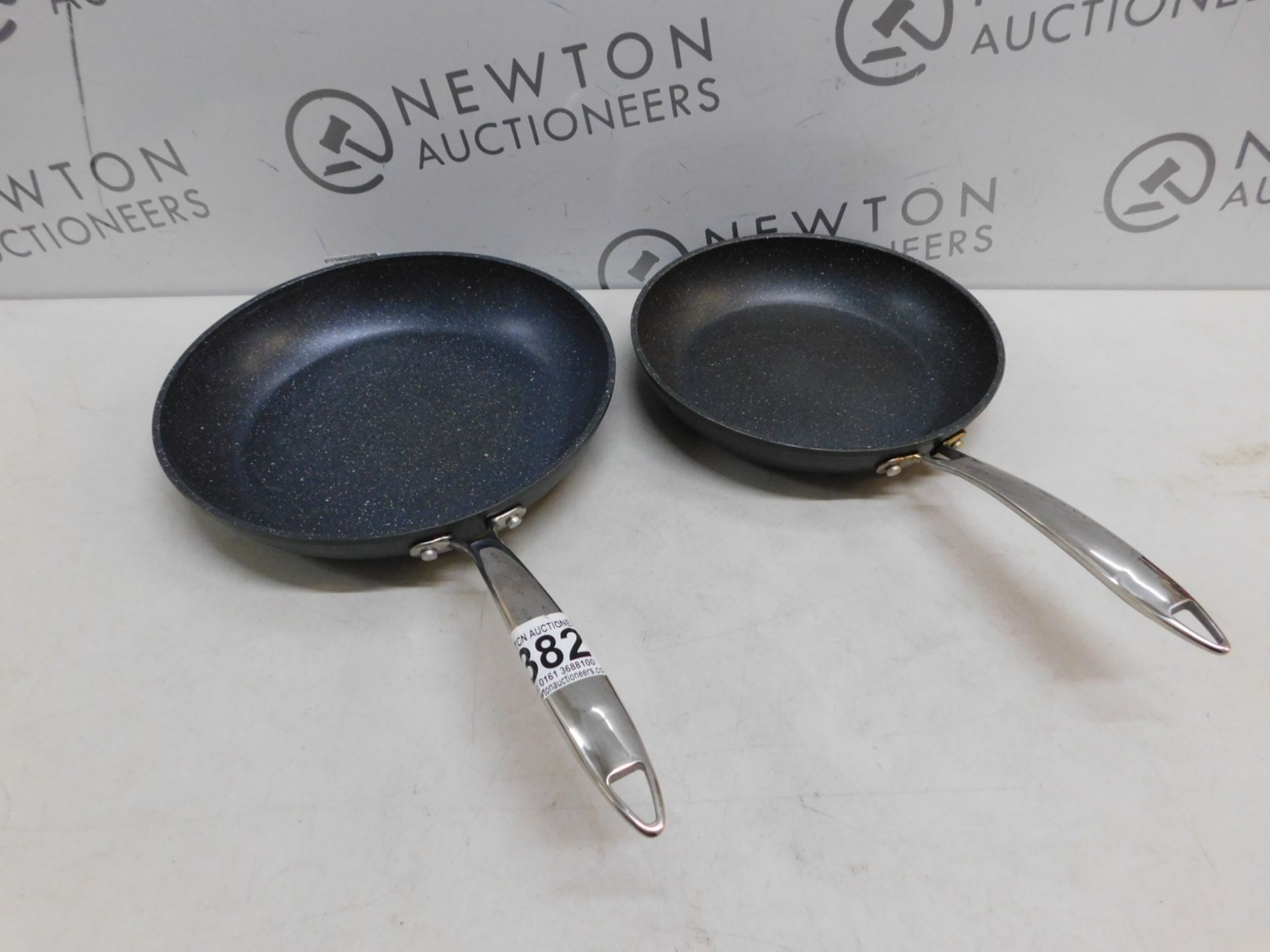 1 SET OF 2 GRANITESTONE DIAMOND PRO NON STICK FRY PANS RRP Â£79.99