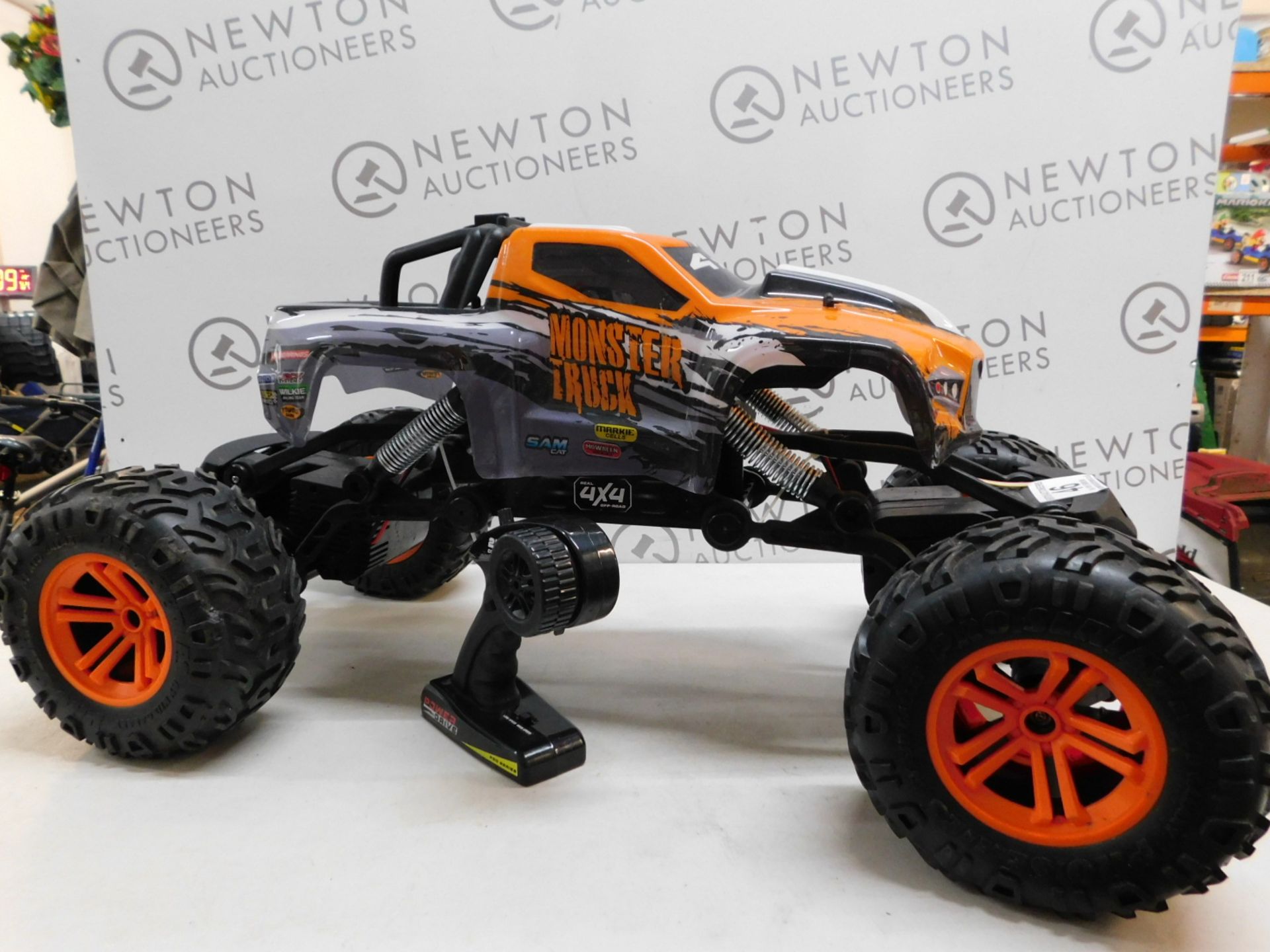 1 POWER DRIVE REMOTE CONTROL MONSTER TRUCK RRP Â£89.99