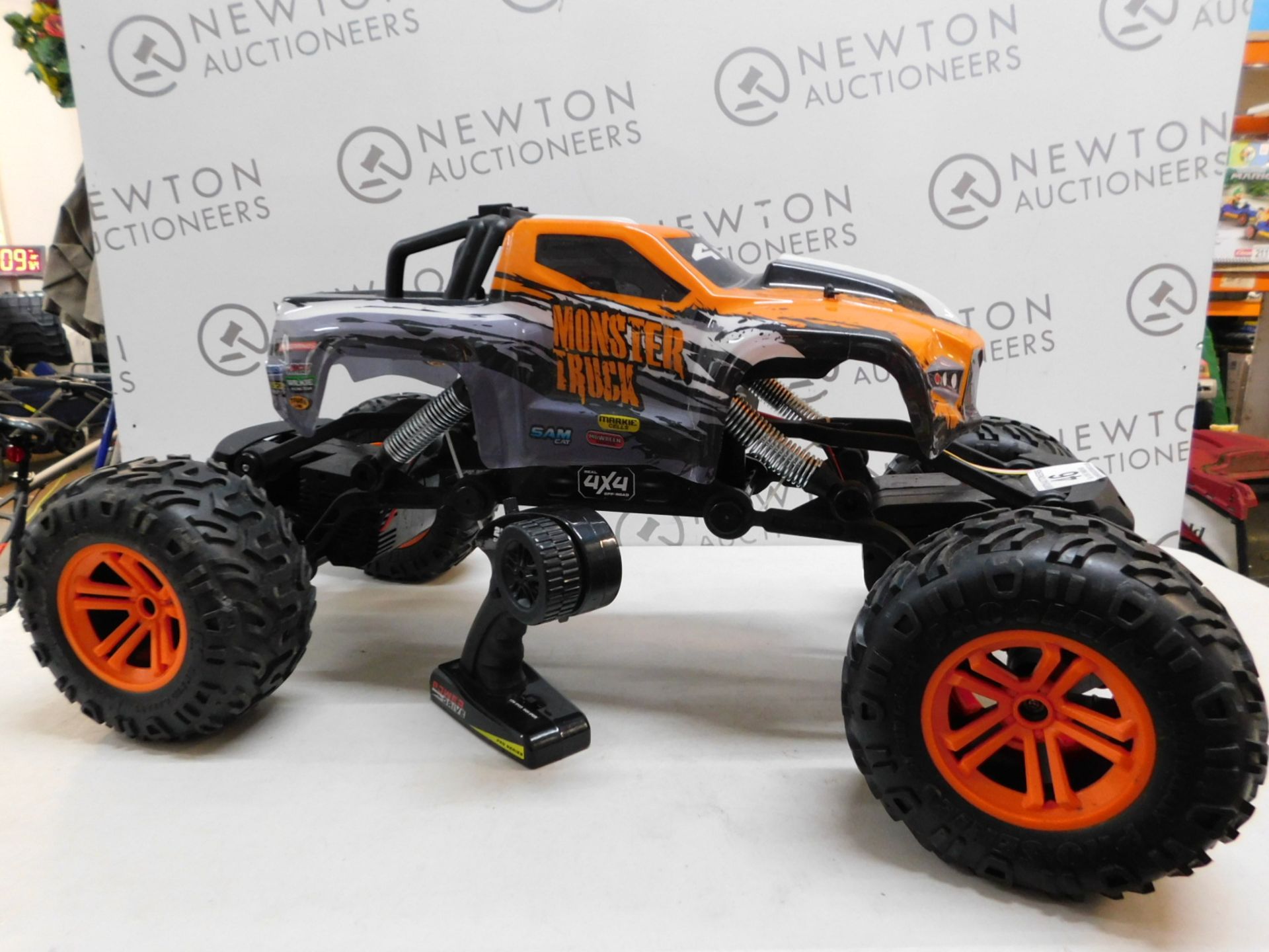 1 POWER DRIVE REMOTE CONTROL MONSTER TRUCK RRP Â£89.99