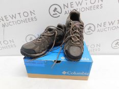 1 BOXED PAIR OF MENS COLUMBIA REDCREST WATERPROOF SHOES UK SIZE 7 RRP Â£79