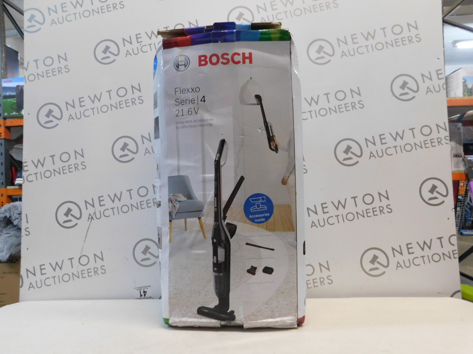 1 BOXED BOSCH SERIE 4 FLEXXO CORDLESS VACUUM CLEANERRRP Â£199