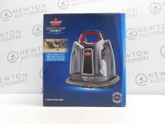 1 BOXED BISSELL SPOTCLEAN PROHEAT PORTABLE SPOT AND STAIN CARPET CLEANER RRP Â£199 (POWERS ON)