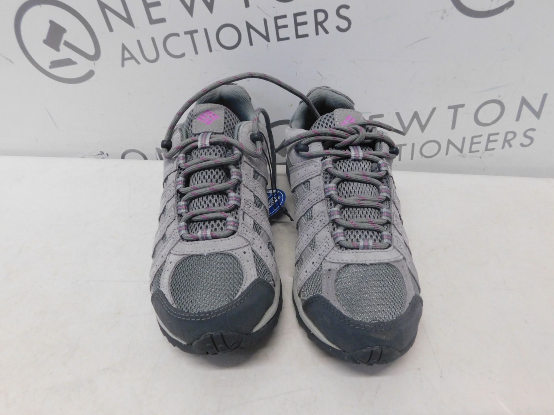 1 PAIR OF WOMENS COLUMBIA REDCREST WATERPROOF SHOES UK SIZE 5 RRP Â£79