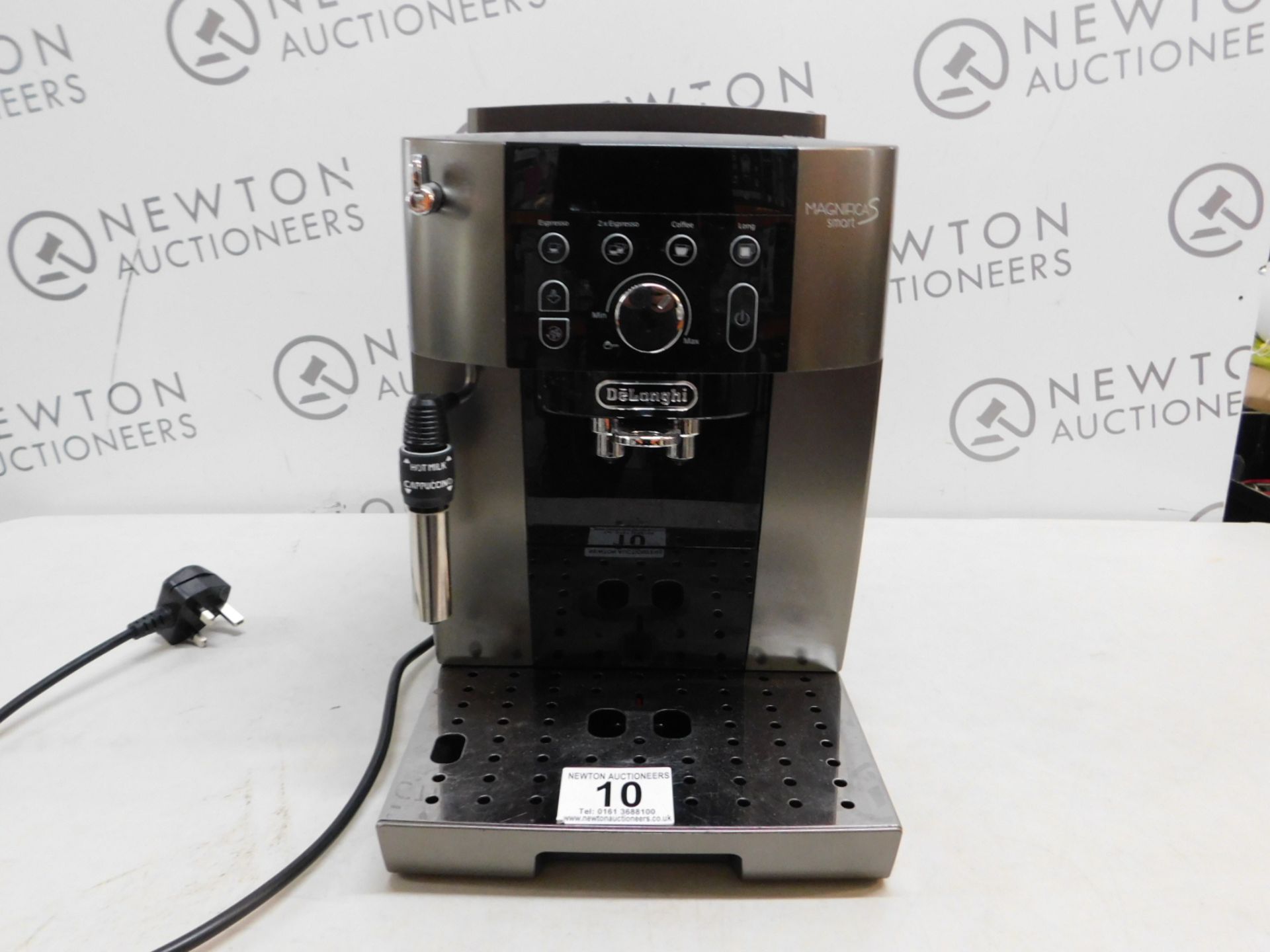 1 DELONGHI MAGNIFICA ECAM250.33.TB SMART BEAN TO CUP COFFEE MACHINE RRP Â£449