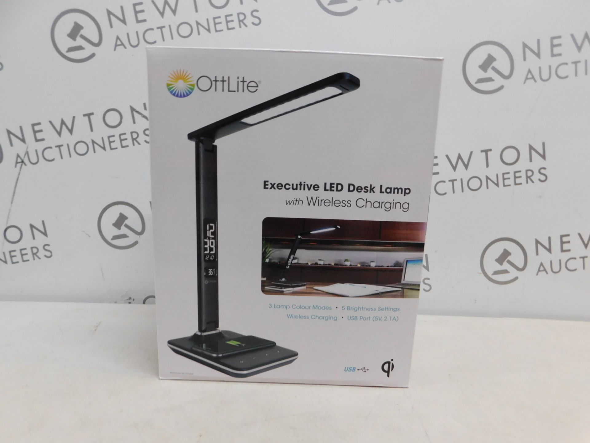 1 BOXED OTTLITE EXECUTIVE LED DESK LAMP WITH WIRELESS CHARGING RRP Â£49.99