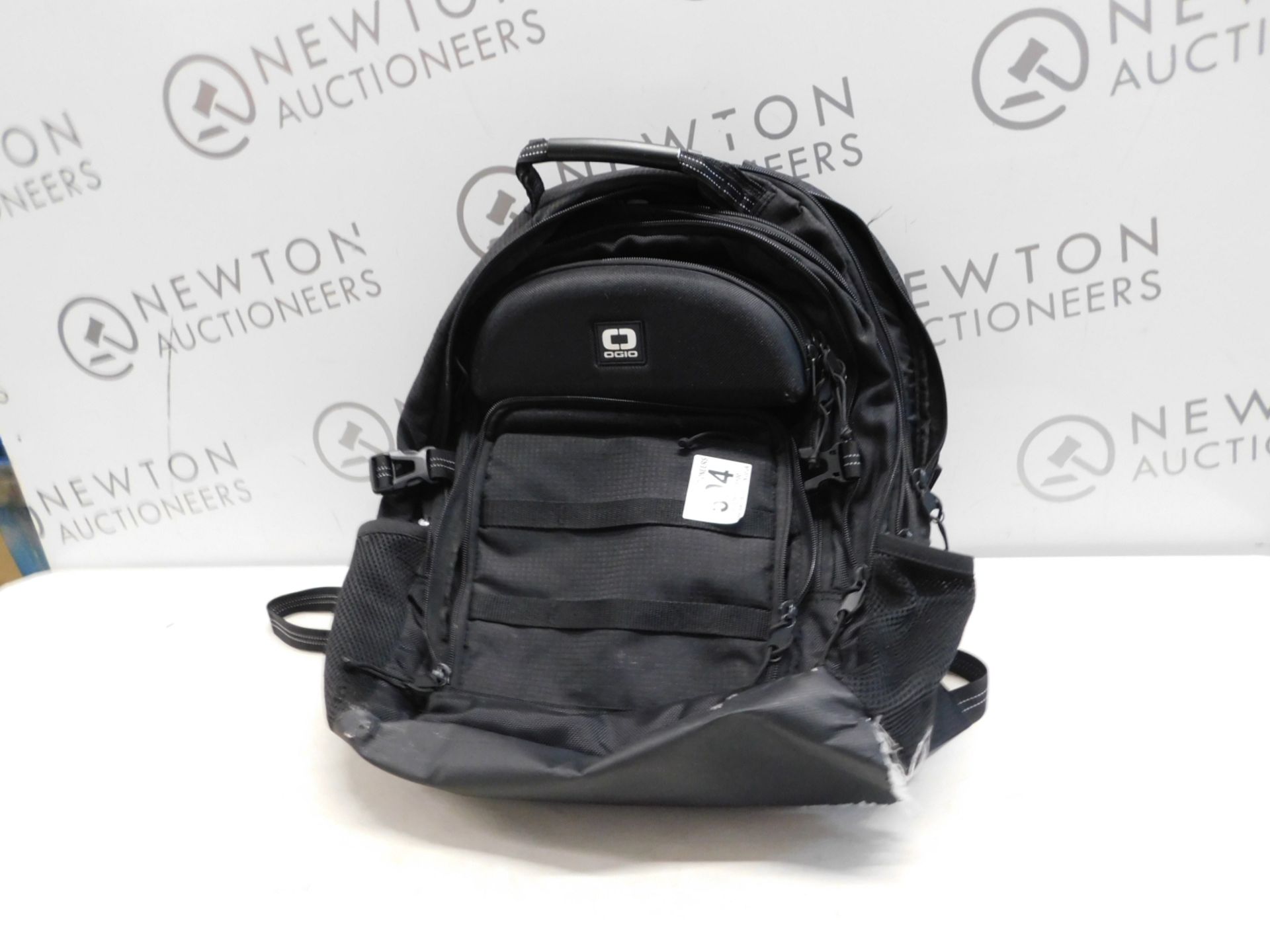 1 OGIO ALPHA PROSPECT BACKPACK RRP Â£64.99 (RIPPED)