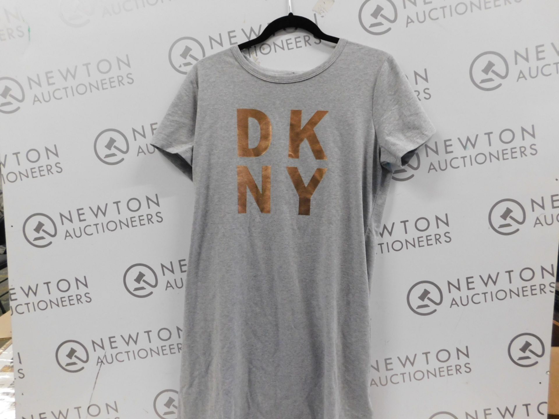 1 LADIES DKNY SPORT LONG T-SHIRT IN GRAY SIZE L RRP Â£29