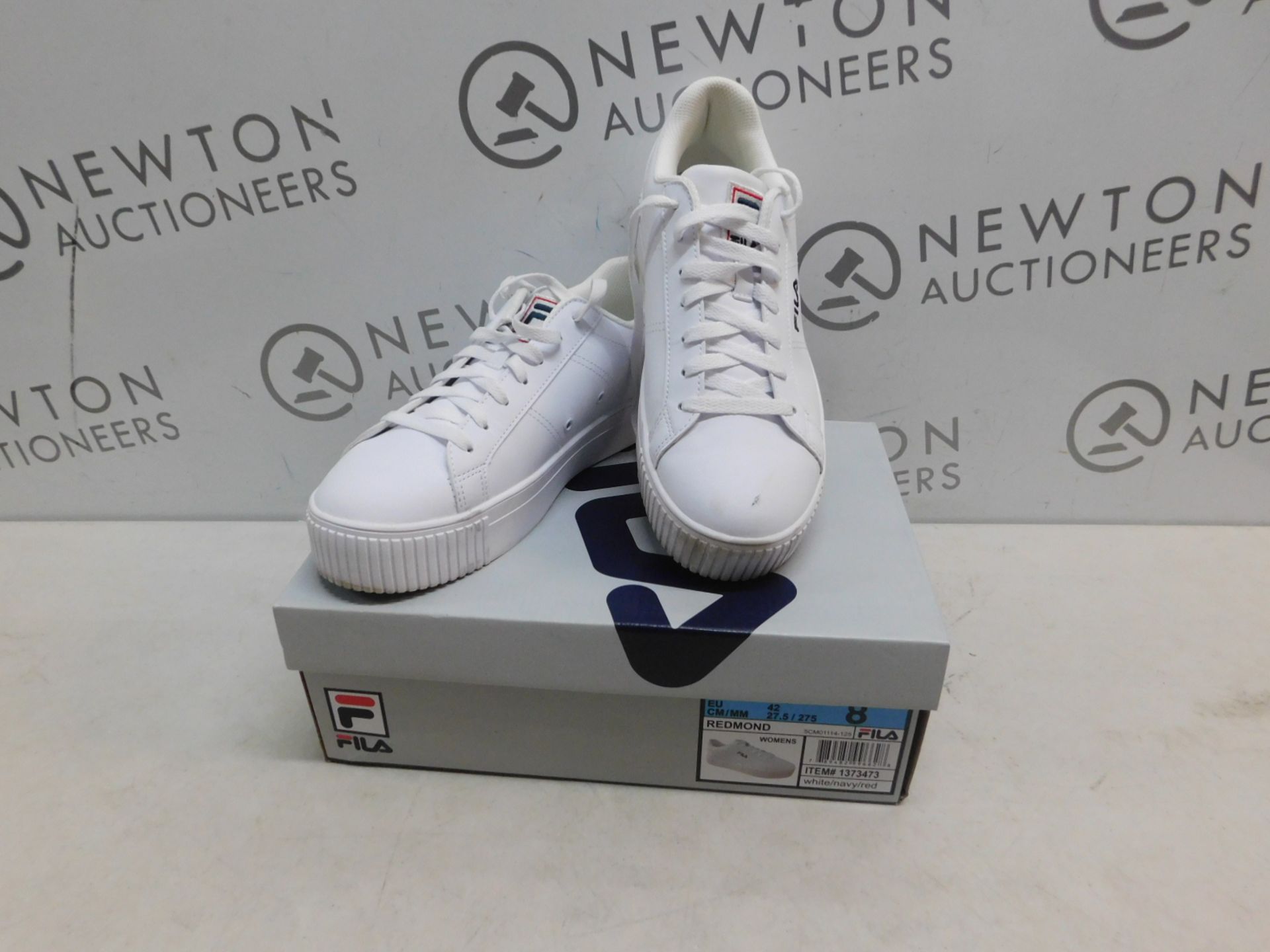 1 BOXED PAIR OF WOMENS FILA REDMOND TRAINERS UK SIZE 8 RRP Â£39