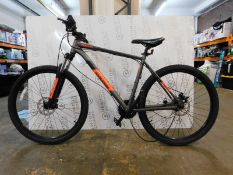 1 BARRACUDA OREGON MOUNTAIN BIKE RRP £499 (SPARES AND REPAIRS, REAR WHEEL GEAR SELECTOR BROKEN)