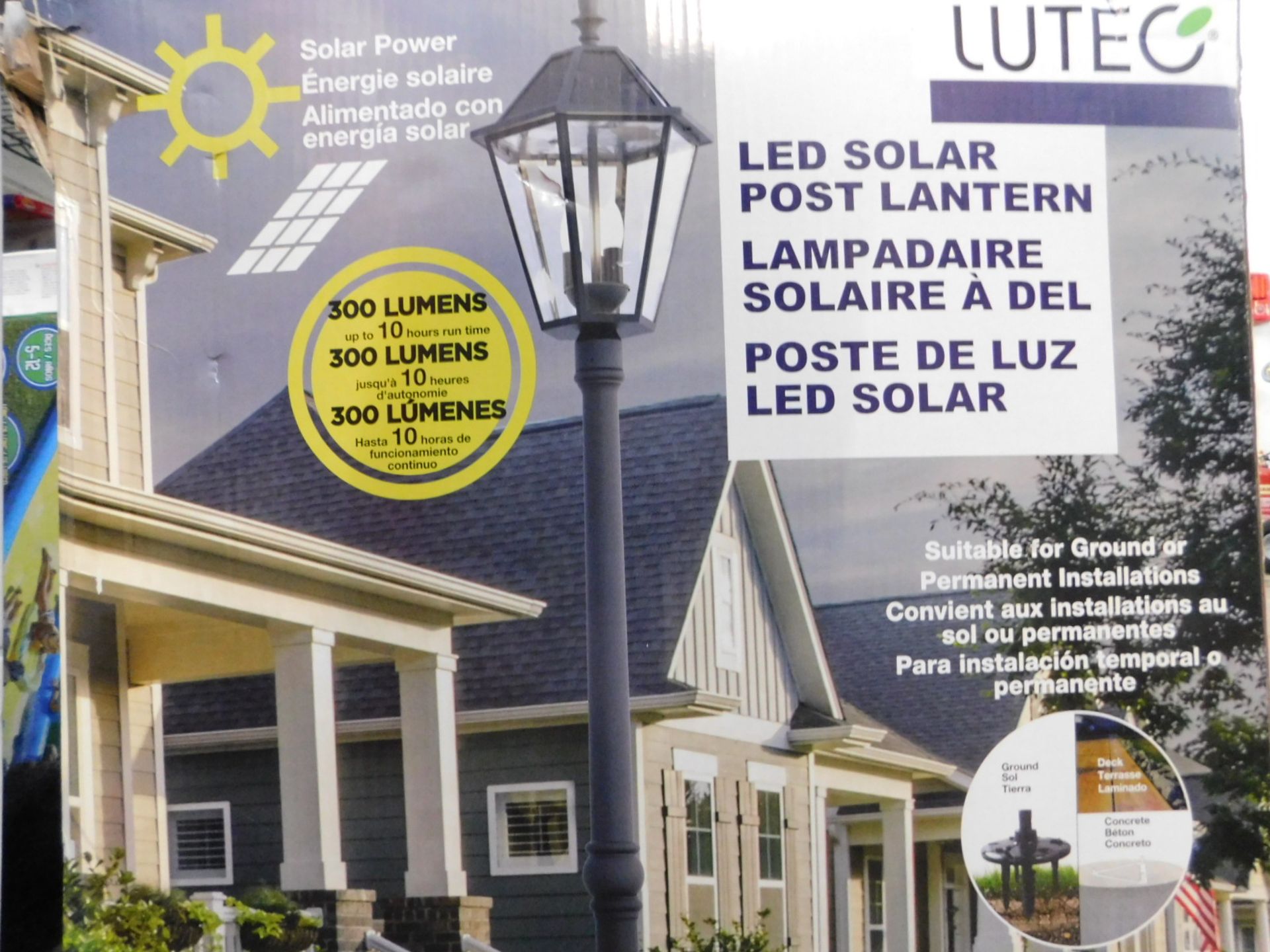 1 BOXED LUTEC 300 LUMENS LED SOLAR POST LANTERN RRP Â£129.99