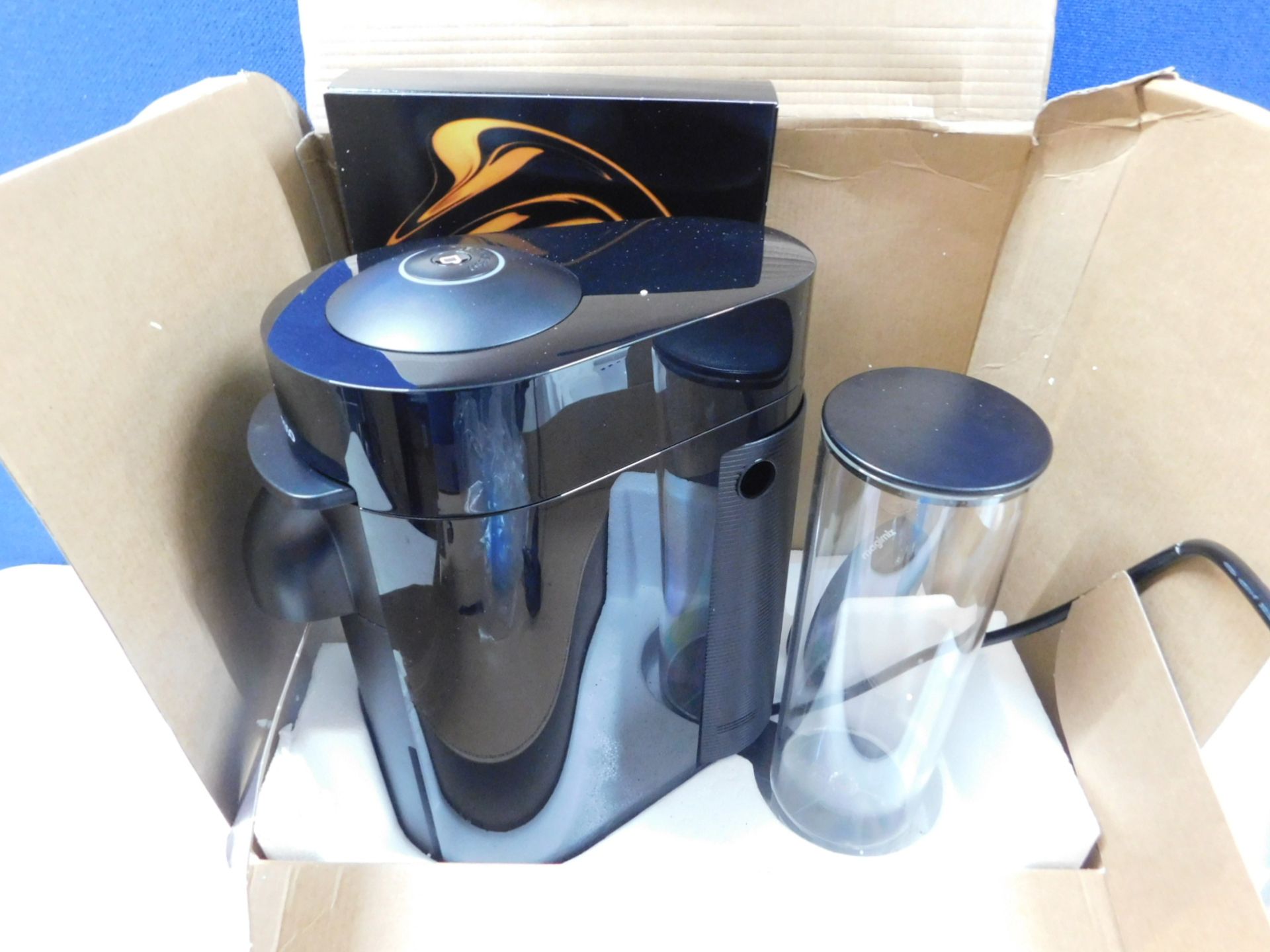 1 BOXED NESPRESSO VERTUO PLUS 11399 COFFEE MACHINE BY MAGIMIX RRP Â£129 - Image 3 of 6