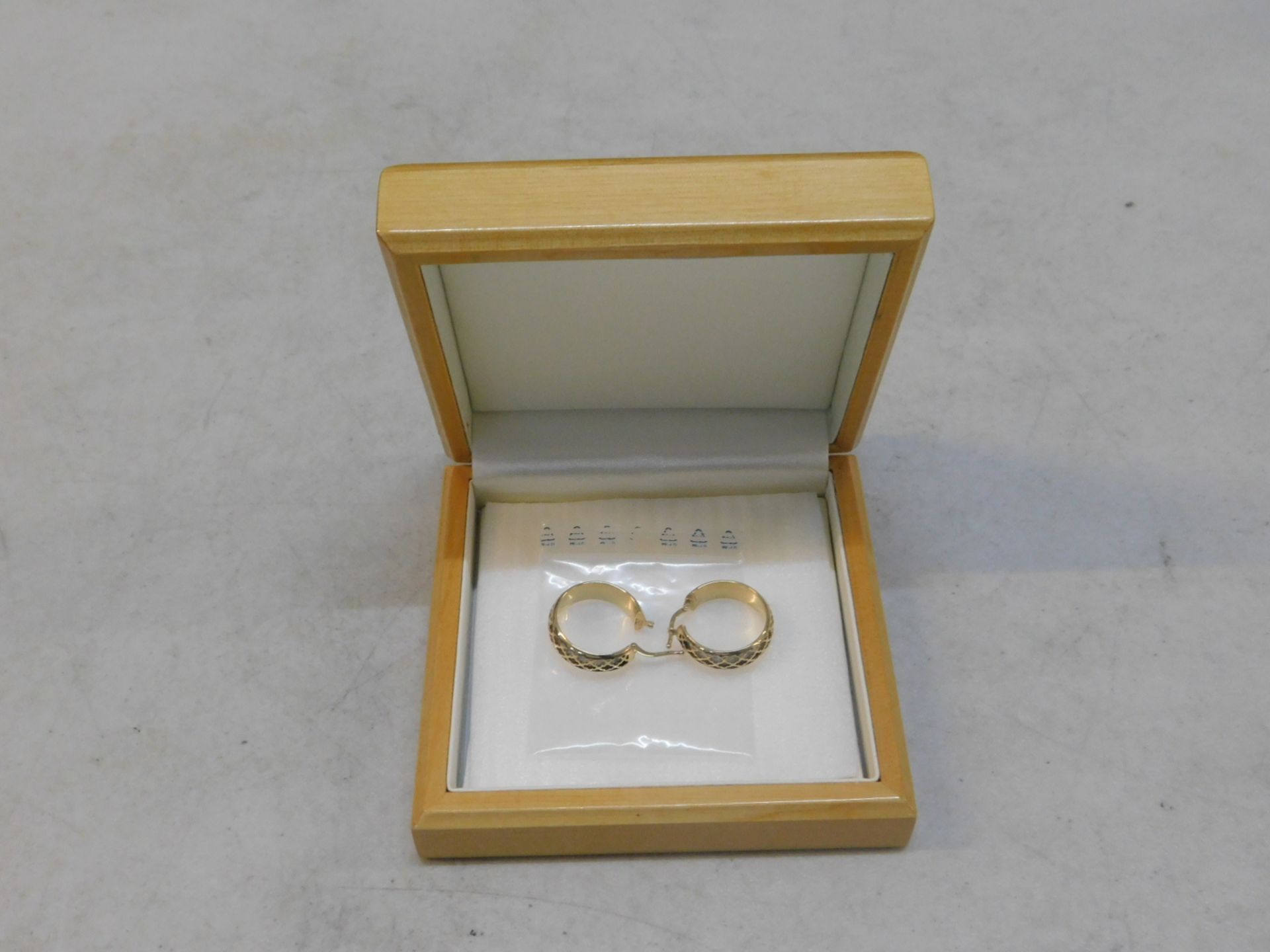 1 BOXED 14K-E2995 HOOP EARRINGS RRP Â£299