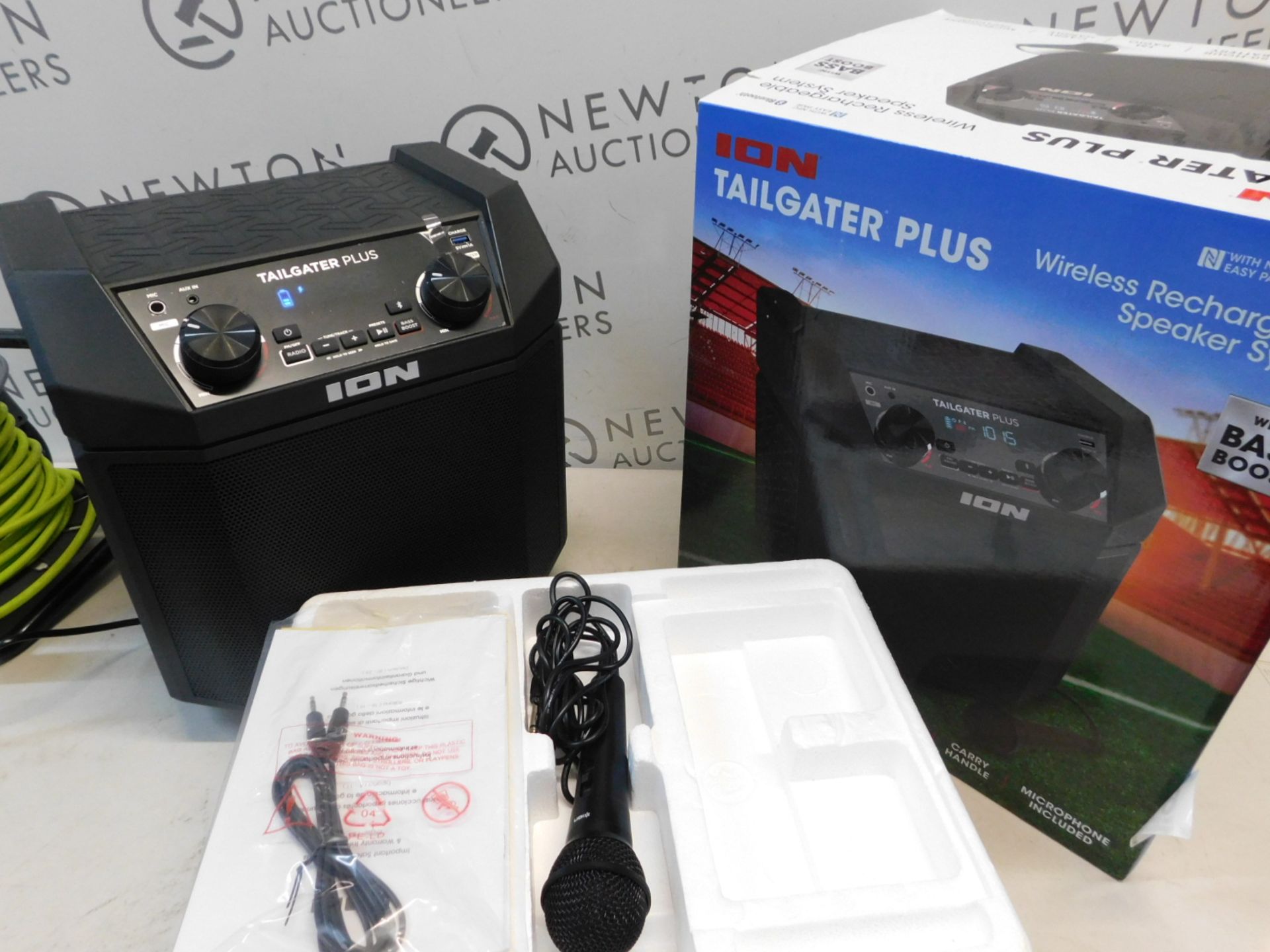 1 BOXED ION TAILGATER PLUS WIRELESS RECHARGEABLE PORTABLE SPEAKER SYSTEM RRP Â£129 - Image 3 of 4