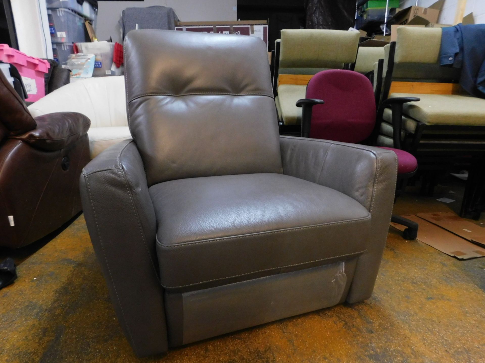 1 NATUZZI MILLS GREY LEATHER ARMCHAIR RRP Â£299 (NO LEGS)