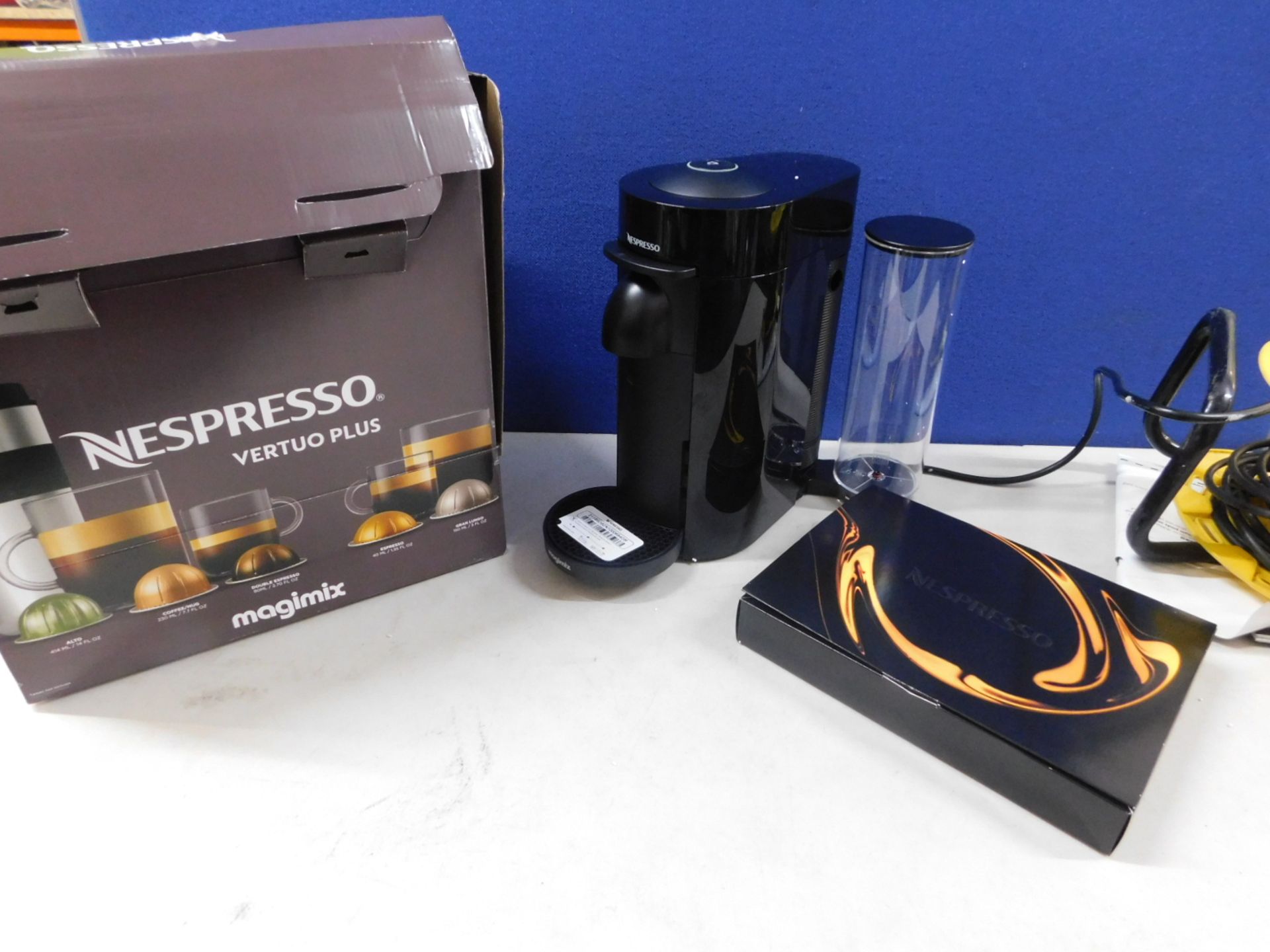 1 BOXED NESPRESSO VERTUO PLUS 11399 COFFEE MACHINE BY MAGIMIX RRP Â£129 - Image 5 of 6