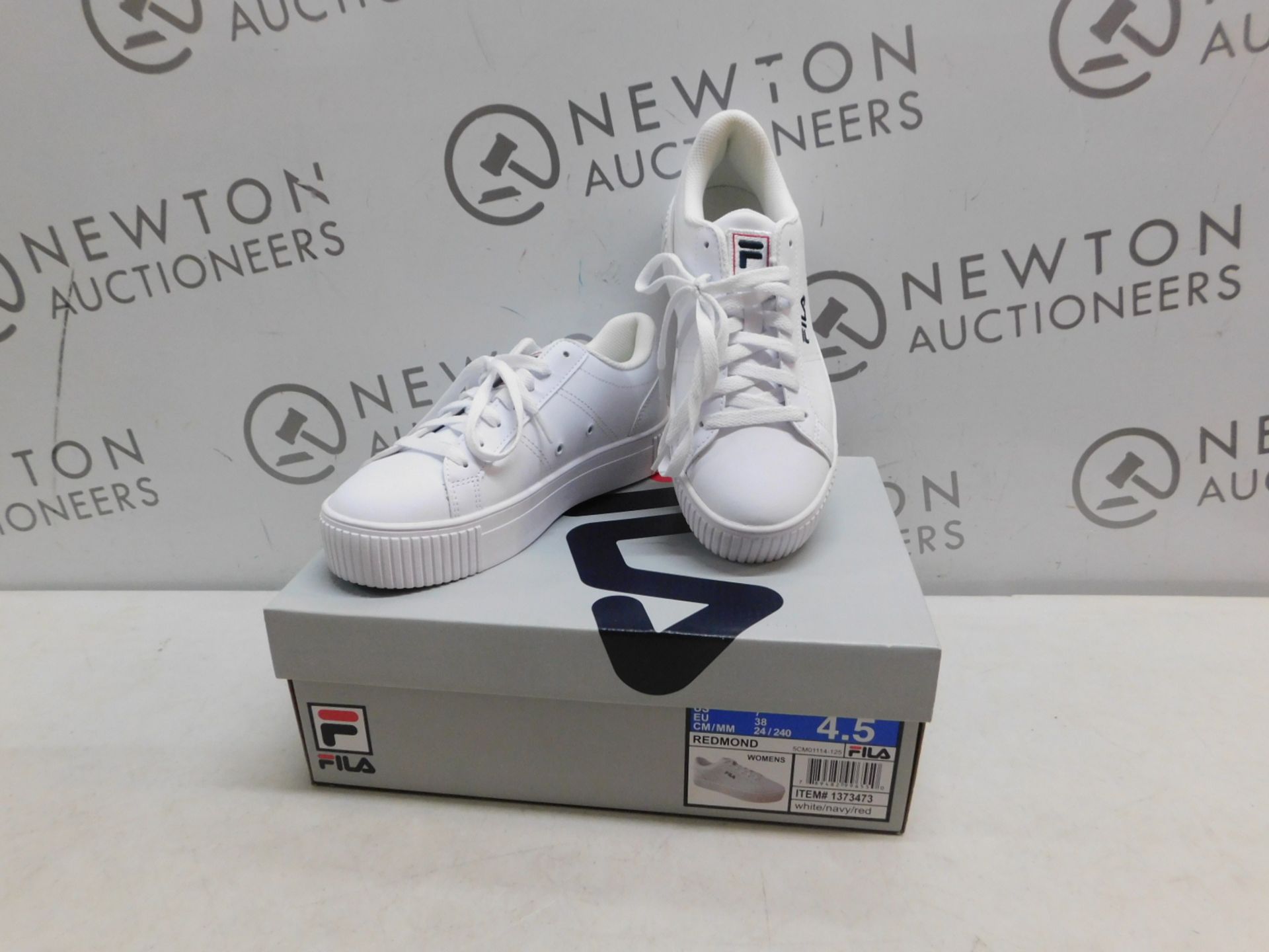 1 BOXED PAIR OF WOMENS FILA REDMOND TRAINERS UK SIZE 4.5 RRP Â£39