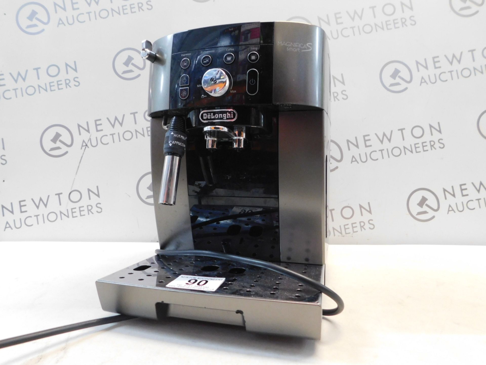 1 DELONGHI MAGNIFICA ECAM250.33.TB SMART BEAN TO CUP COFFEE MACHINE RRP Â£449