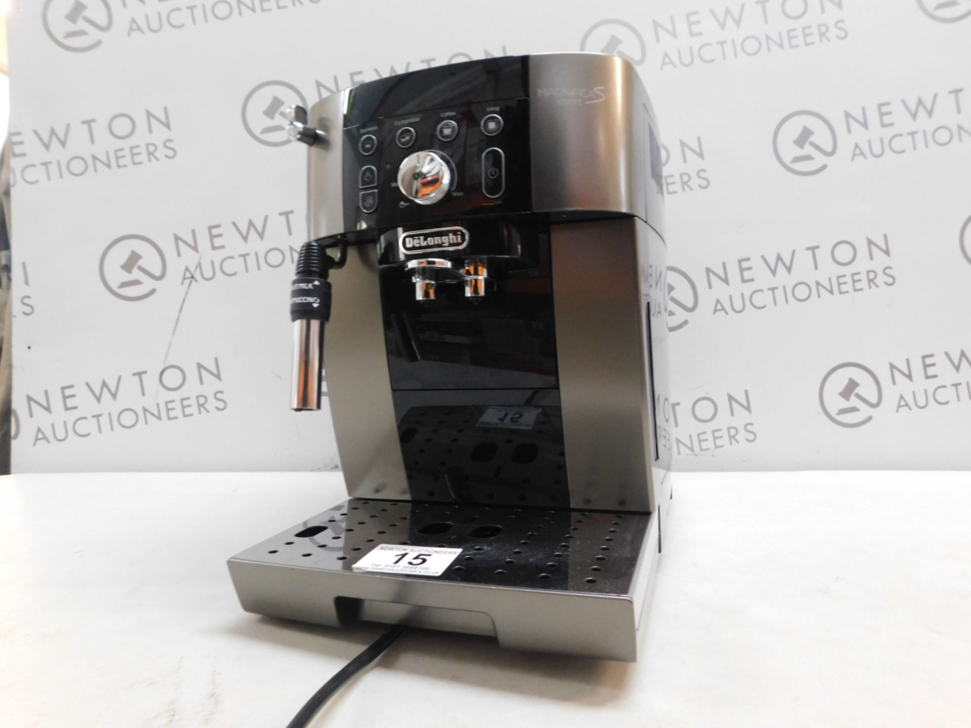 1 DELONGHI MAGNIFICA ECAM250.33.TB SMART BEAN TO CUP COFFEE MACHINE RRP Â£449