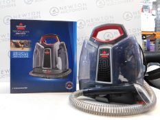 1 BOXED BISSELL SPOTCLEAN PROHEAT PORTABLE SPOT AND STAIN CARPET CLEANER RRP Â£199 (POWERS ON)