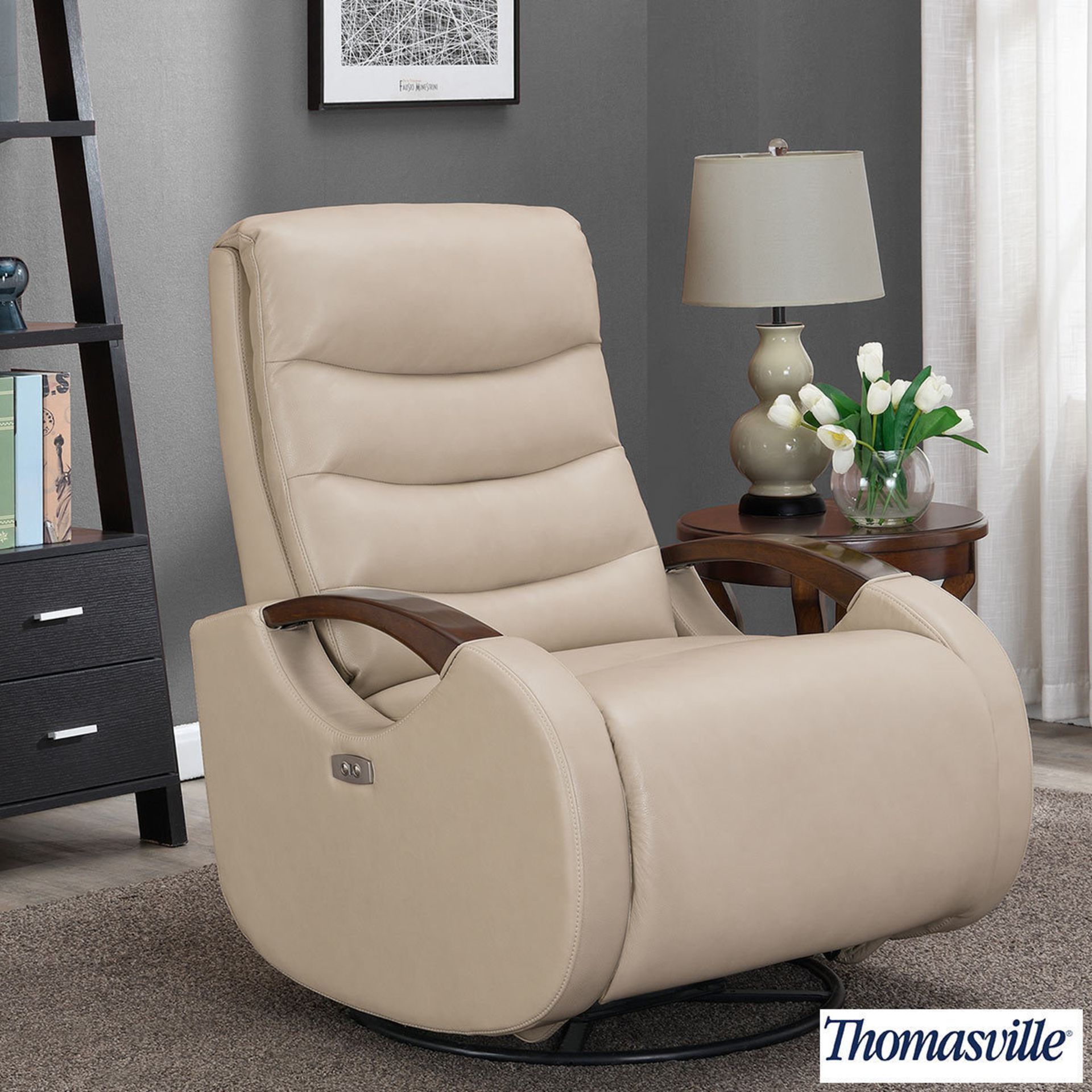 1 BOXED THOMASVILLE BENSON LEATHER POWER GLIDER RECLINER CHAIR RRP Â£599 (PICTURES FOR
