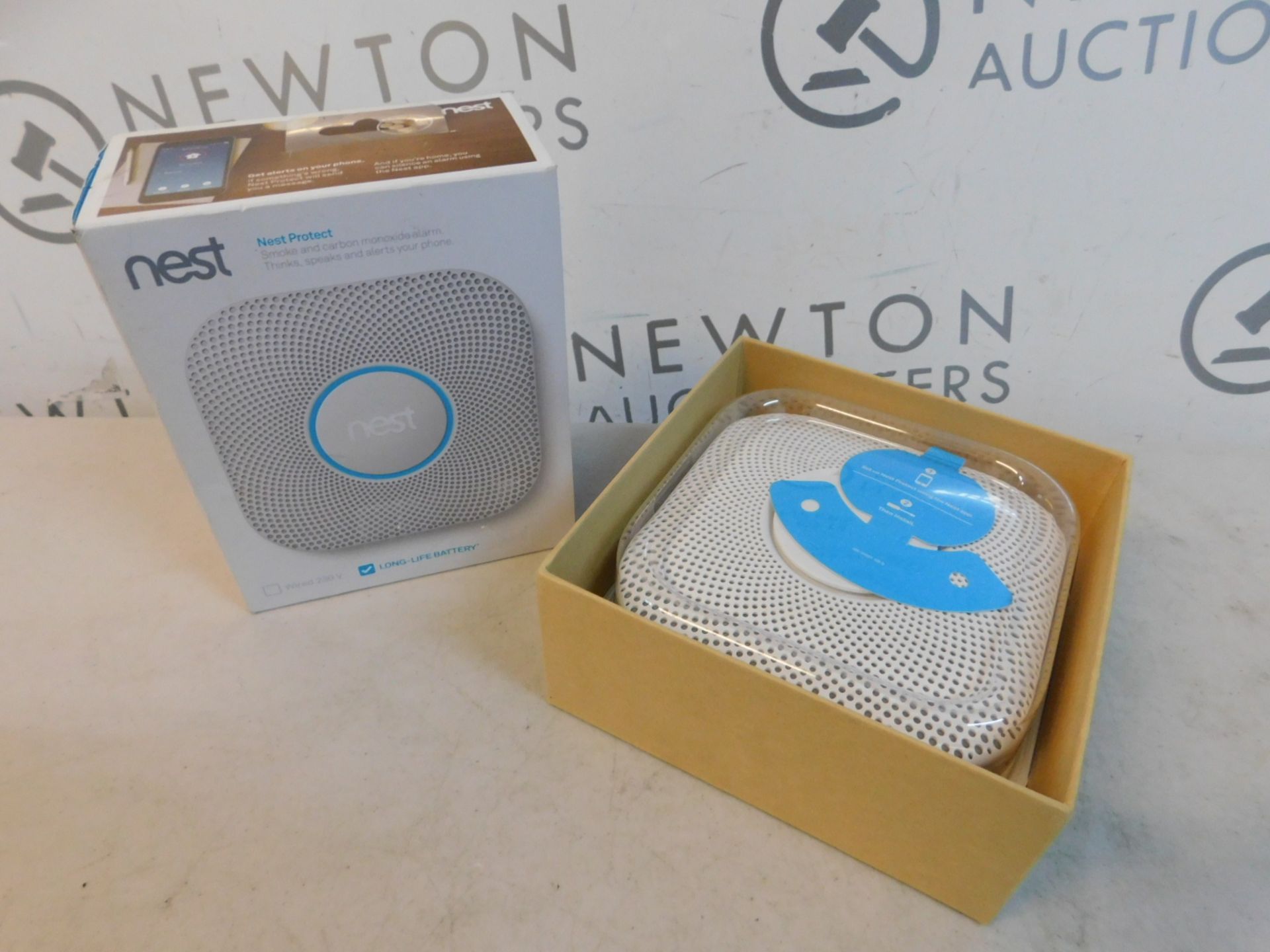 1 BOXED NEST PROTECT - SMOKE ALARM AND CARBON MONOXIDE DETECTOR (BATTERY VERSION) RRP Â£119