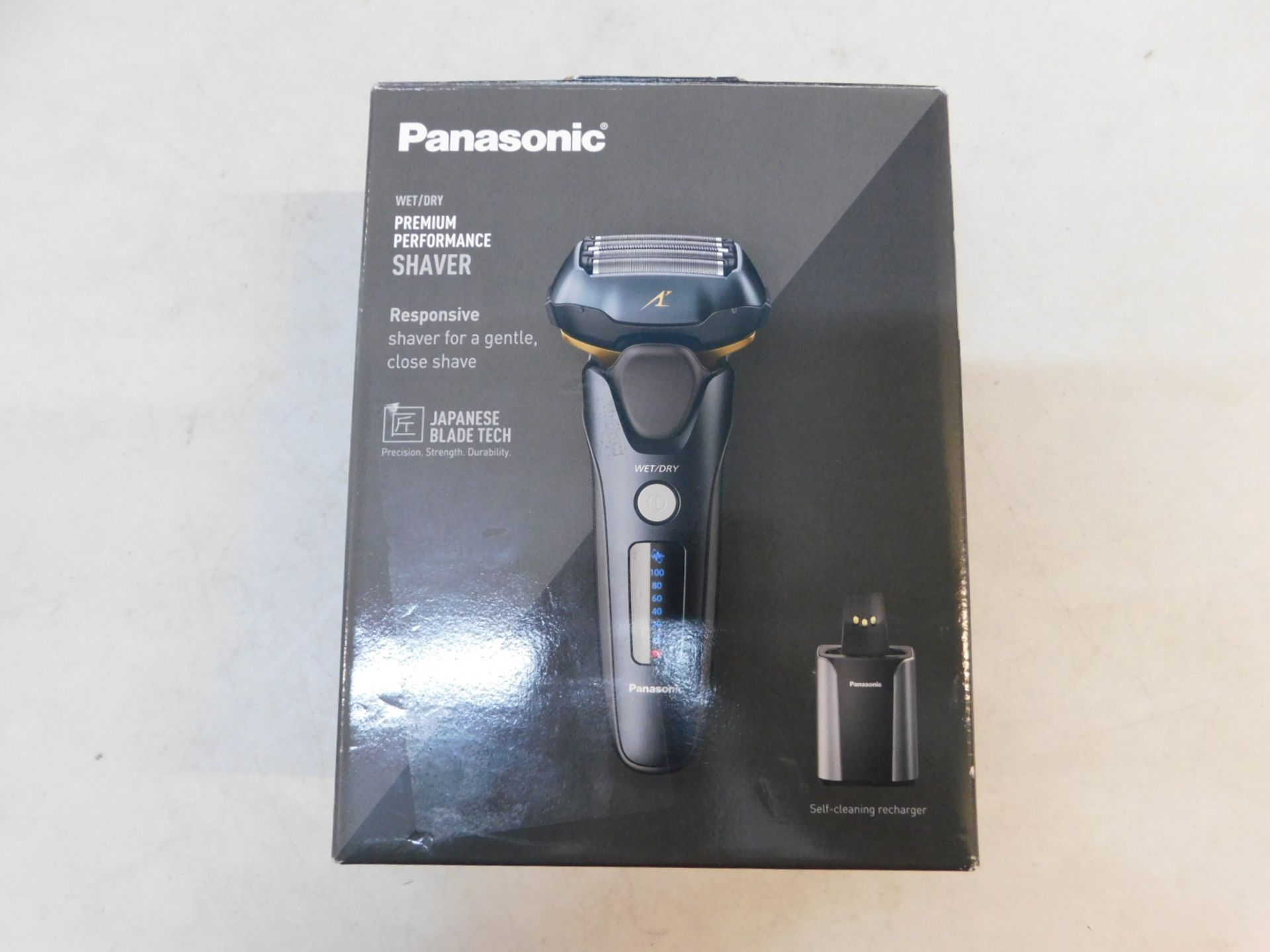 1 BOXED PANASONIC WET/DRY RECHARGEABLE SHAVER MODEL ES-LV97 Â£199