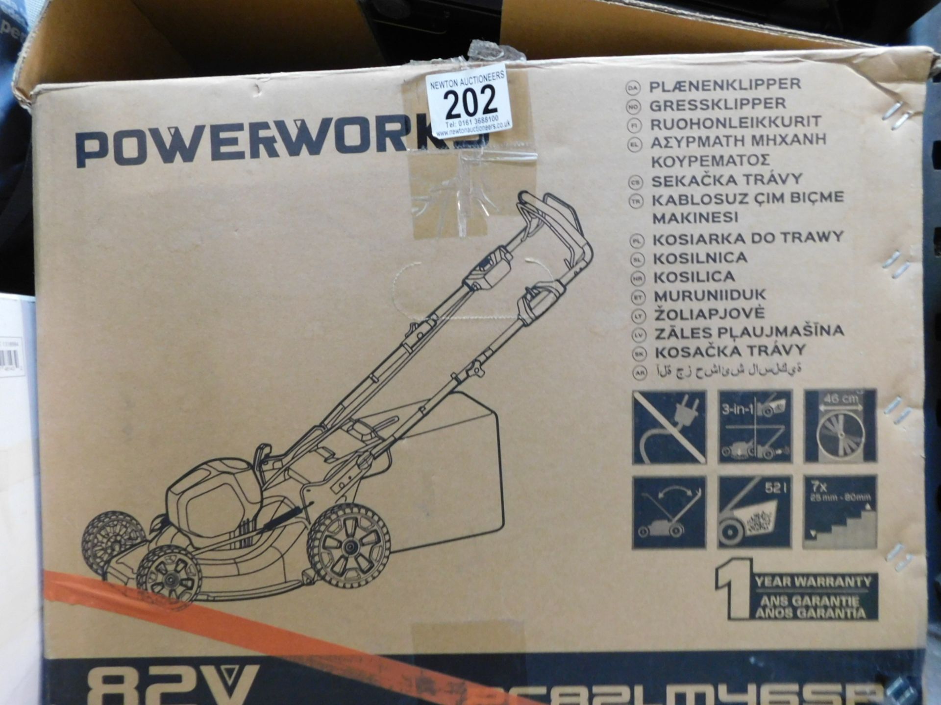 1 BOXED POWERWORKS 82V CORDLESS 46CM SELF PROPELLED LAWN MOWER WITH CHARGER AND BATTERY RRP Â£599