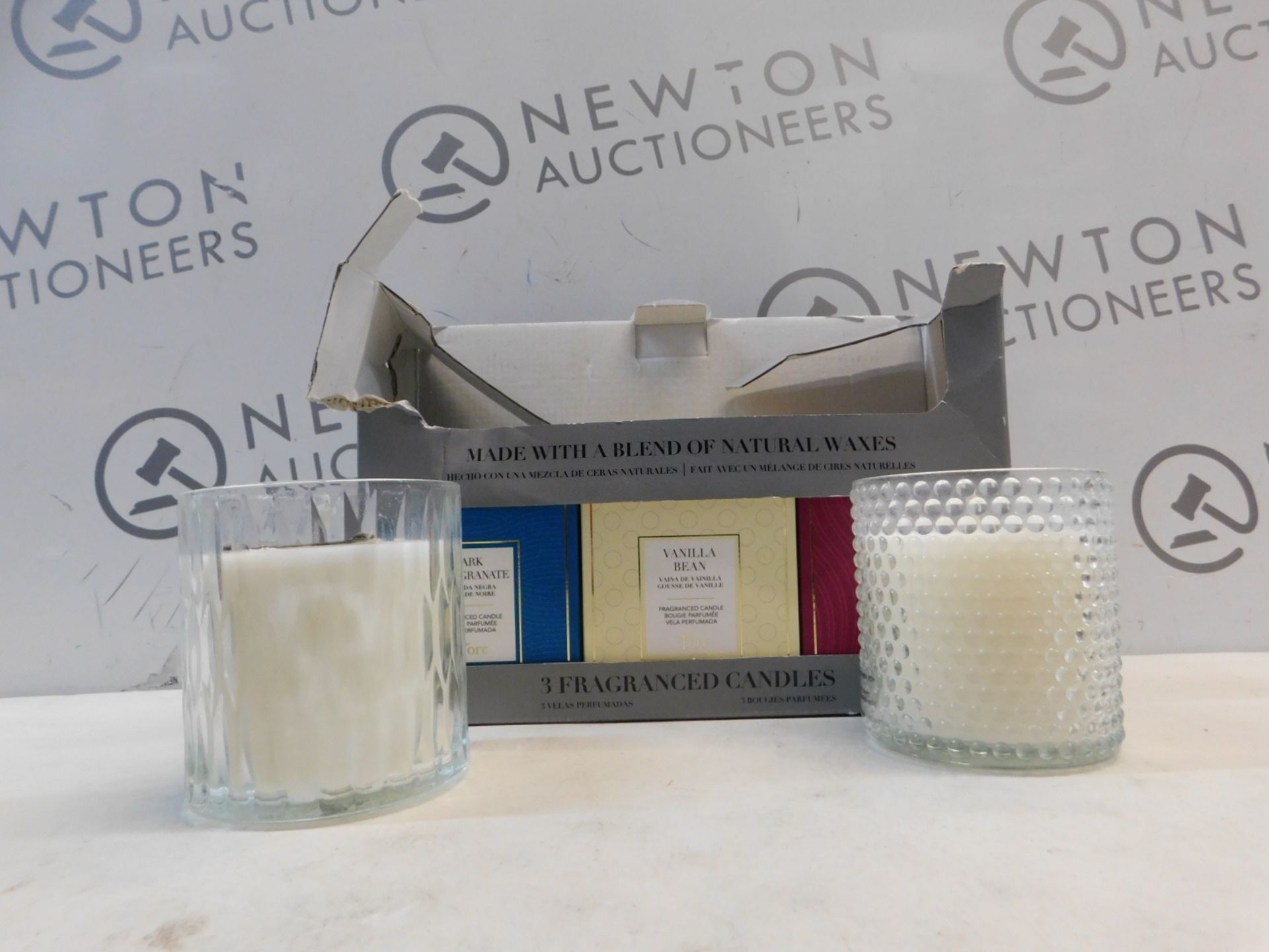 1 BOXED SET OF 2 TORC VARIETY FRAGRANCED CANDLES RRP Â£39.99