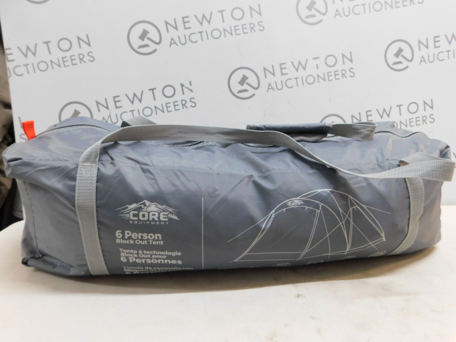 1 CORE EQUIPMENT 6 PERSON TENT WITH BLOCK OUT TECHNOLOGY RRP Â£149