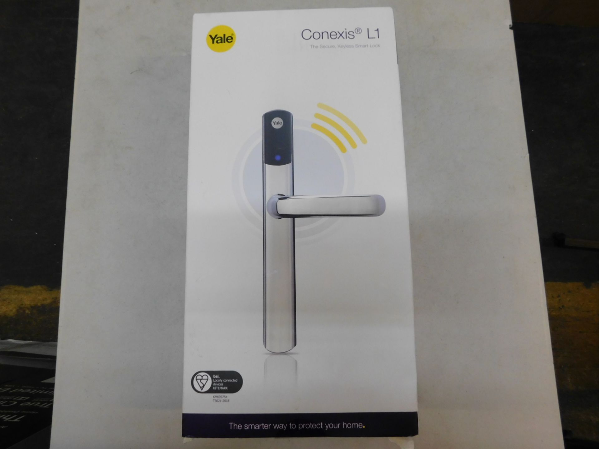 1 BOXED YALE CONEXIS L1 SMART LOCK IN CHROME RRP Â£199