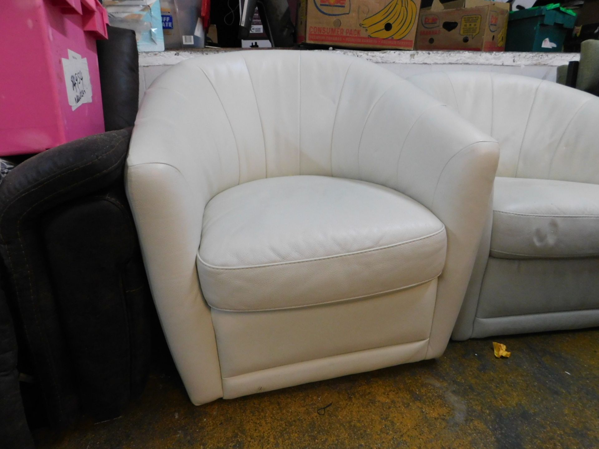 1 NATUZZI GROUP CORA CREAM LEATHER SWIVEL CHAIR RRP Â£399 (SWIVEL BASE BROKEN)