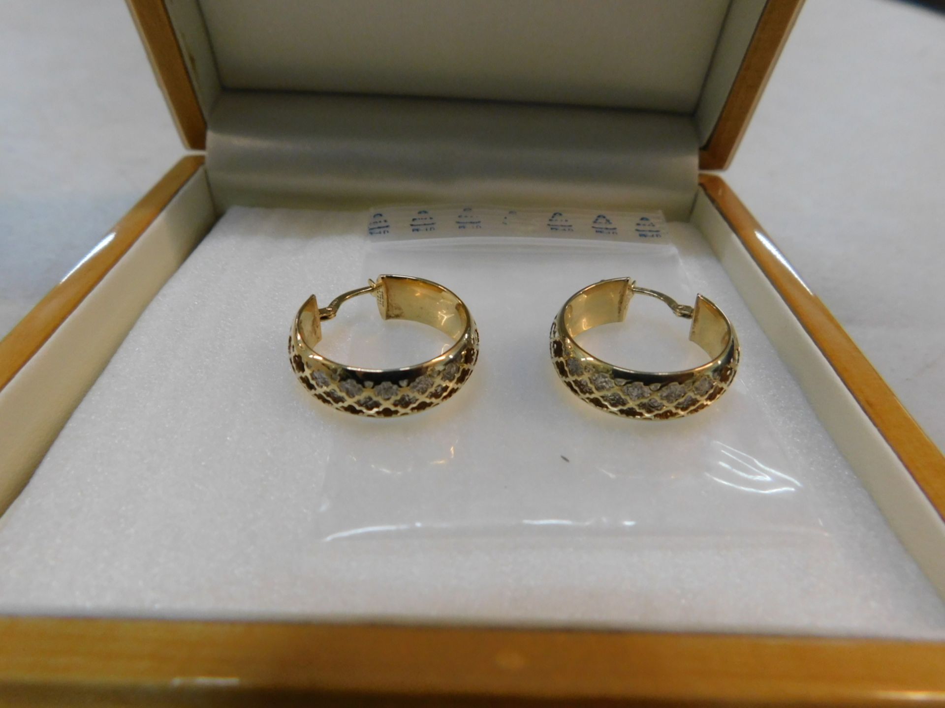 1 BOXED 14K-E2995 HOOP EARRINGS RRP Â£299