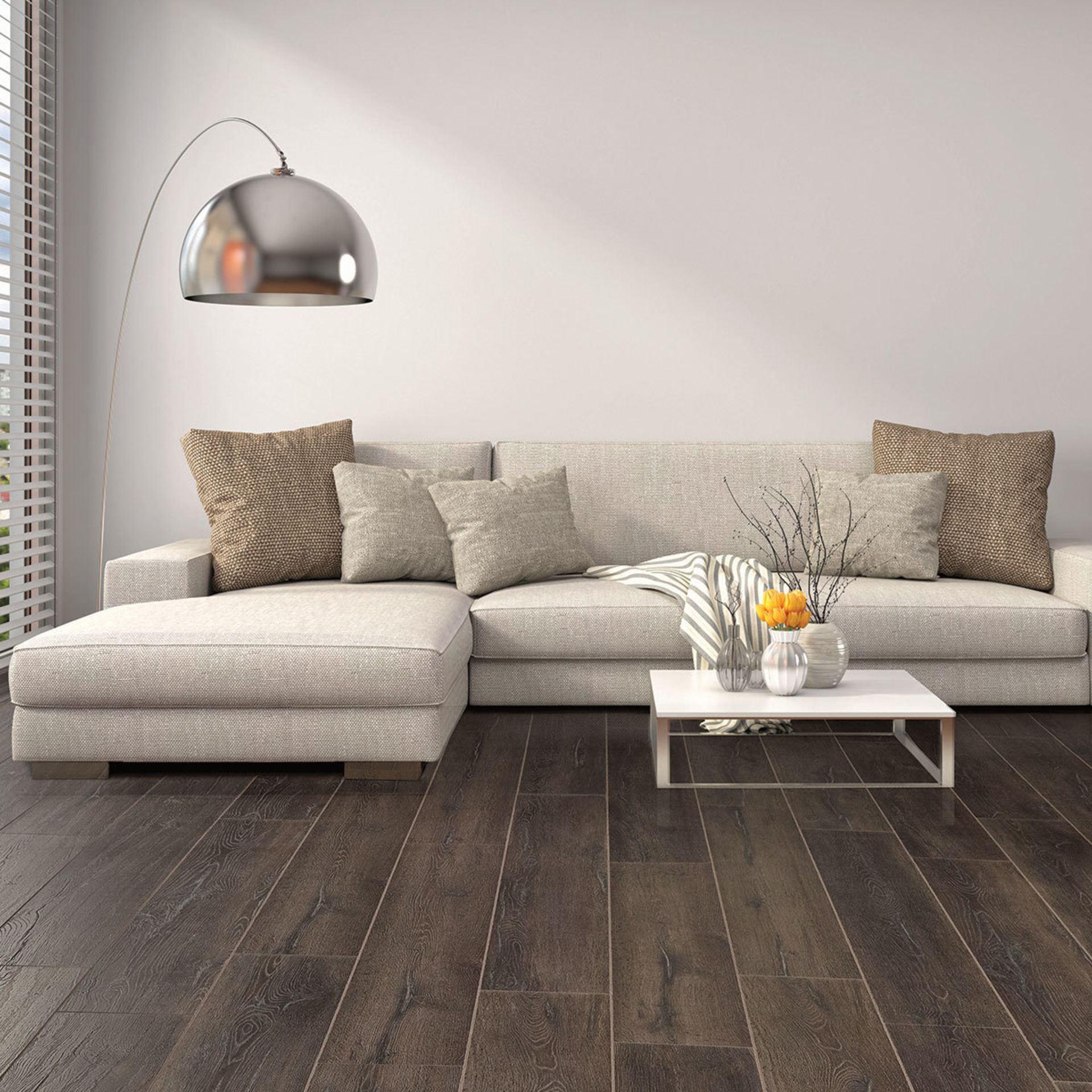 1 BOXED GOLDEN SELECT LAMINATE FLOORING IN DOMINGO BROWN OAK (COVERS APPROXIMATELY 1.162m2 PER