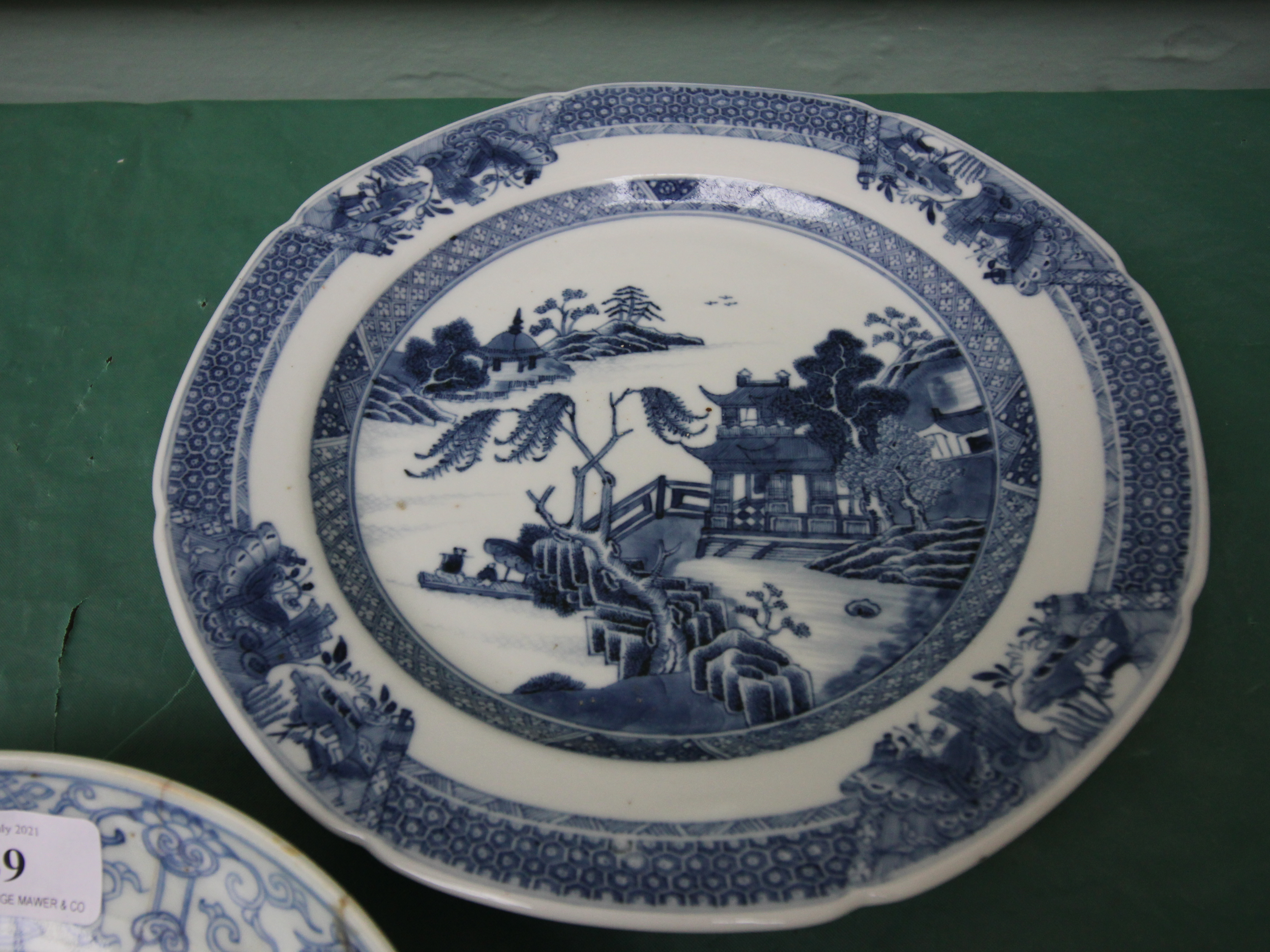 2 early 18th century Chinese blue and white plates, 1 repaired, - Image 2 of 3