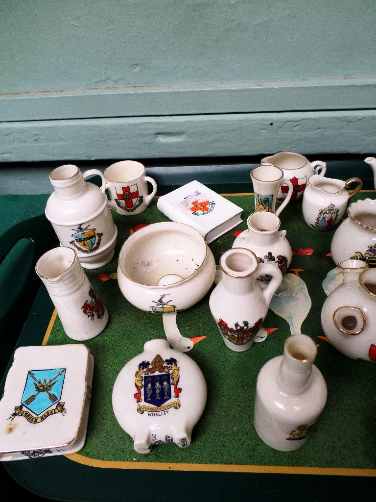 Selection of 20 Crestware items from various factories - Image 3 of 4