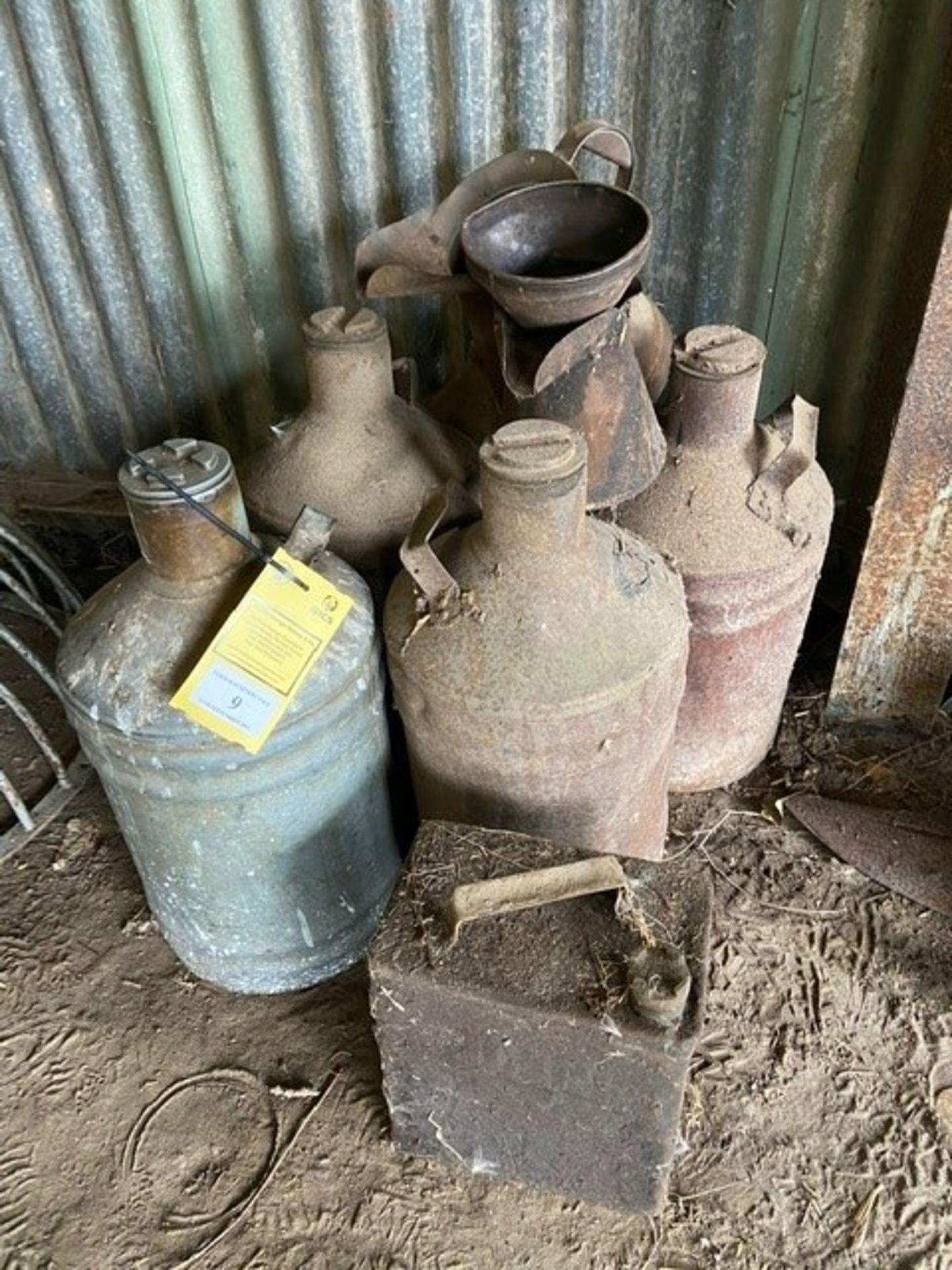 VARIOUS FUEL/OIL CANS