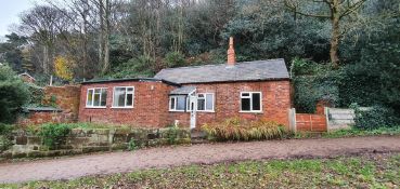 Quarry Cottage, Robin Hood Lane, Helsby, Frodsham, Cheshire, WA6 9NH