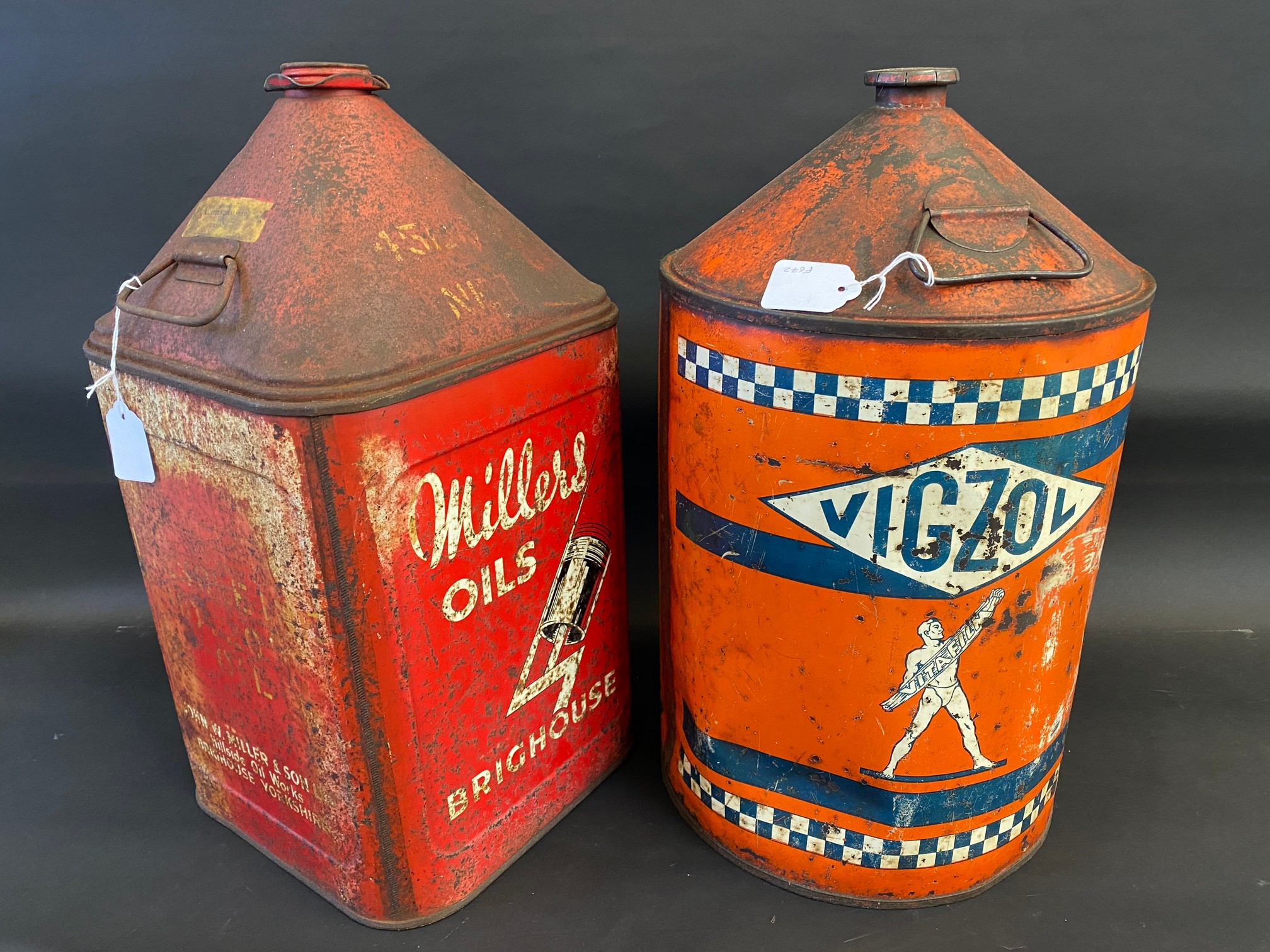 A Vigzol five gallon oil drum, plus a Miller Oils five gallon drum. - Image 2 of 2