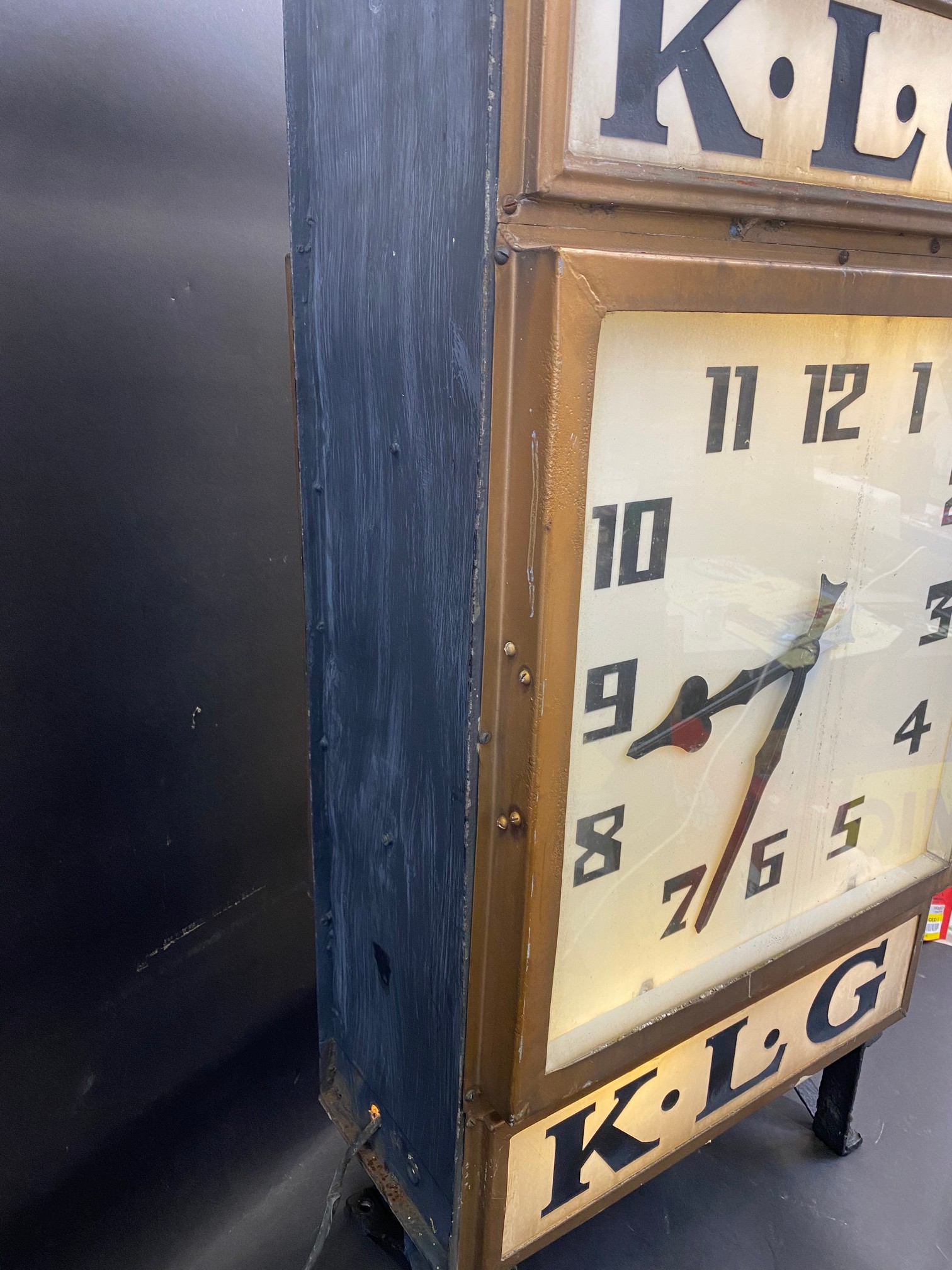 A rare and highly original K.L.G. garage advertising double sided clock with original dials and milk - Image 8 of 10