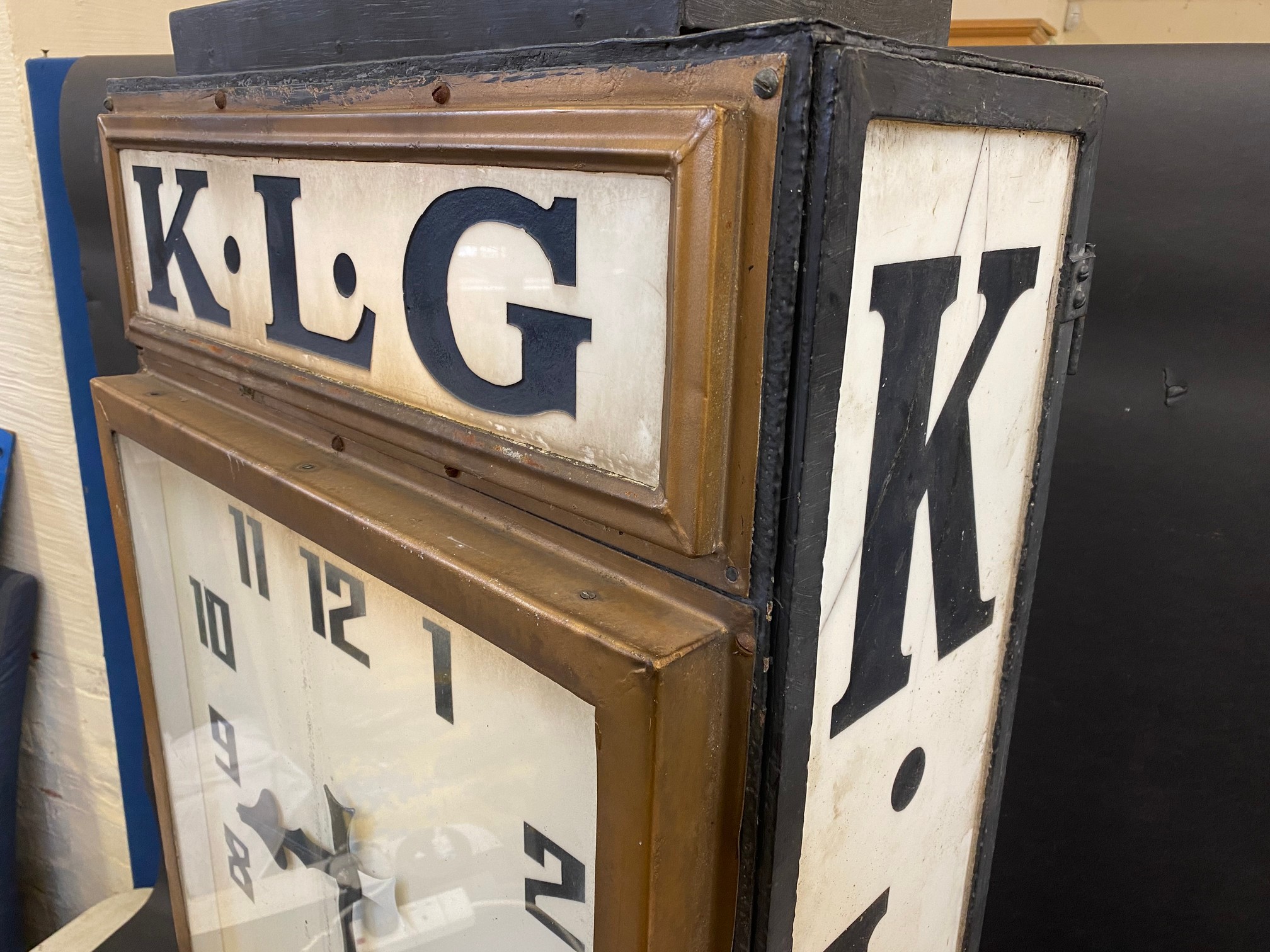 A rare and highly original K.L.G. garage advertising double sided clock with original dials and milk - Image 2 of 10